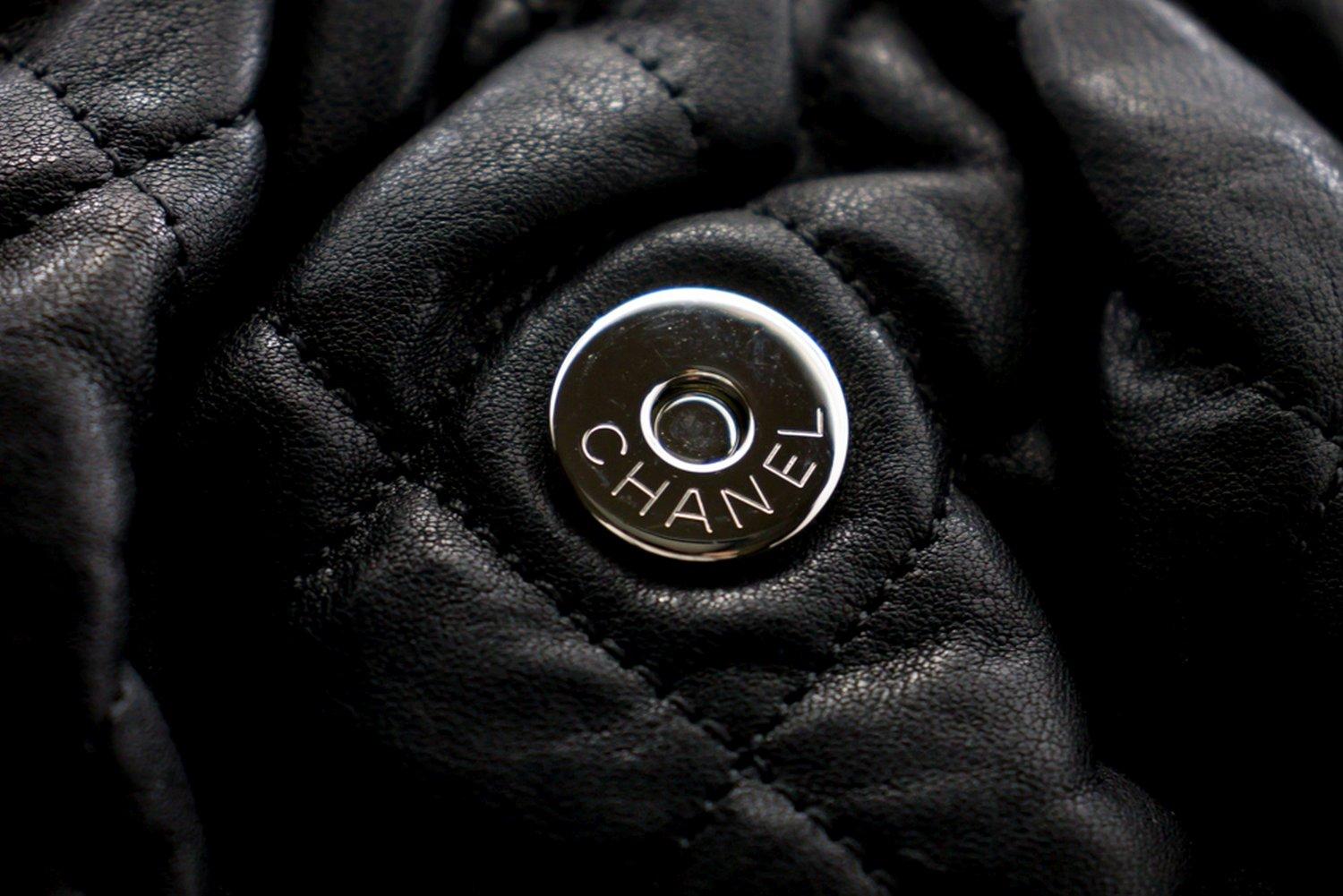 CHANEL Chain Around Shoulder Crossbody Bag Black Calfskin Leather 10