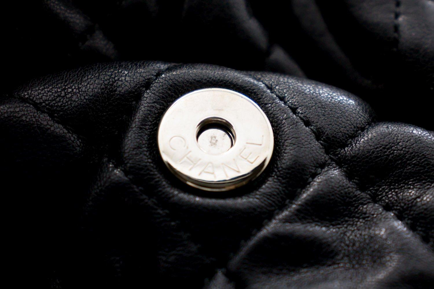 CHANEL Chain Around Shoulder Crossbody Bag Black Calfskin Leather 10