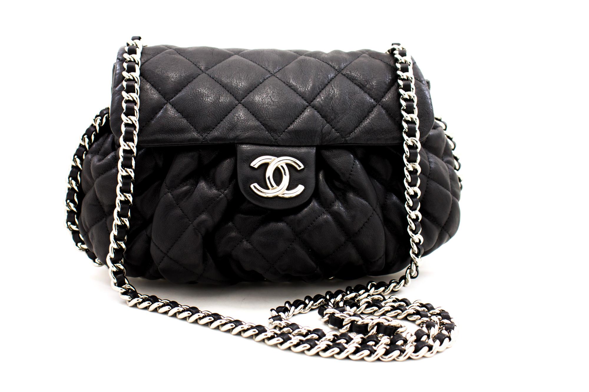 An authentic CHANEL Chain Around Shoulder Bag Crossbody Black Calfskin Leather. The color is Black. The outside material is Leather. The pattern is Solid. This item is Contemporary. The year of manufacture would be 2012.
Conditions & Ratings
Outside