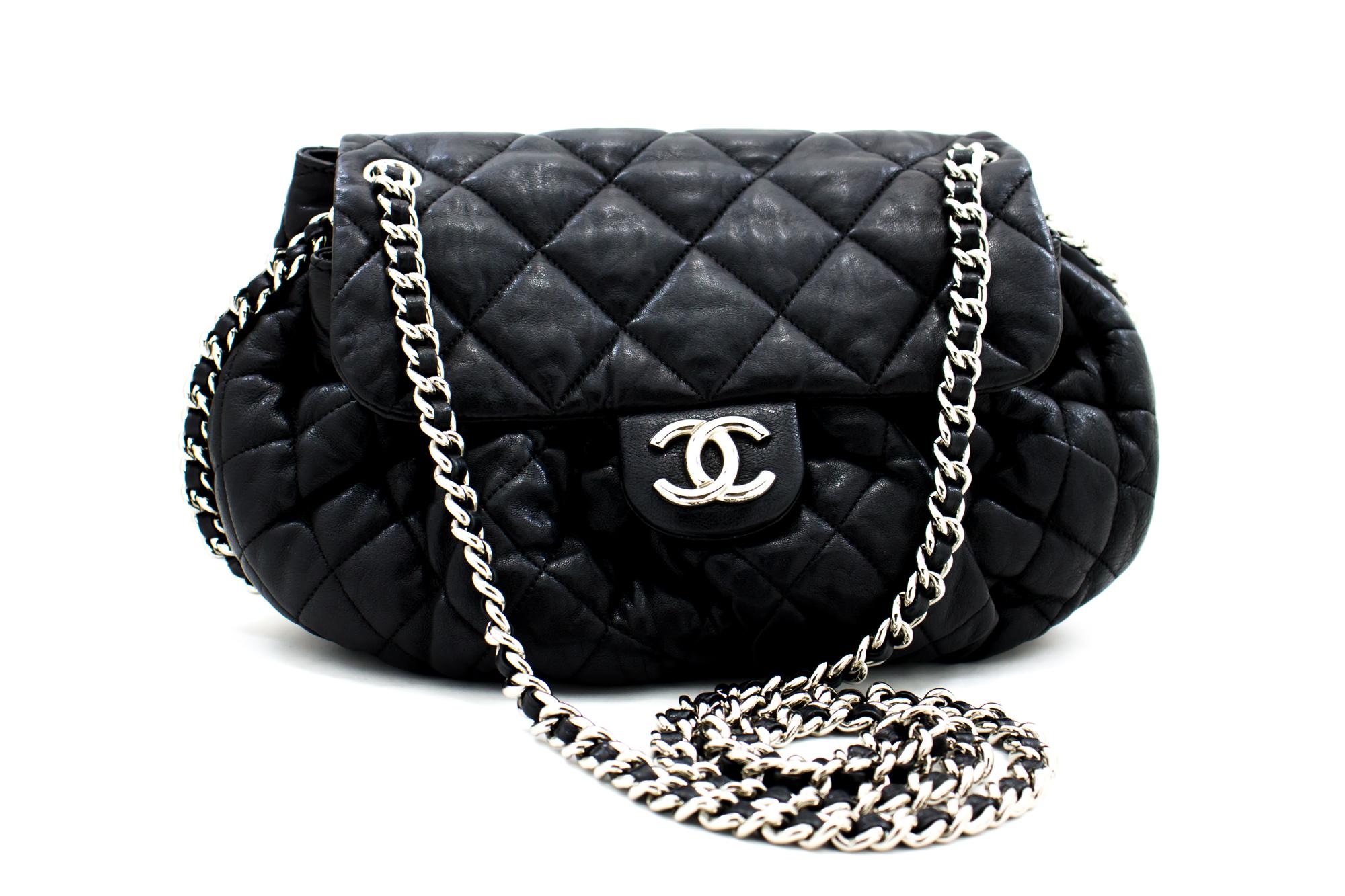 An authentic CHANEL Chain Around Shoulder Bag Crossbody Black Calfskin Leather. The color is Black. The outside material is Leather. The pattern is Solid. This item is Contemporary. The year of manufacture would be 2011.
Conditions & Ratings
Outside