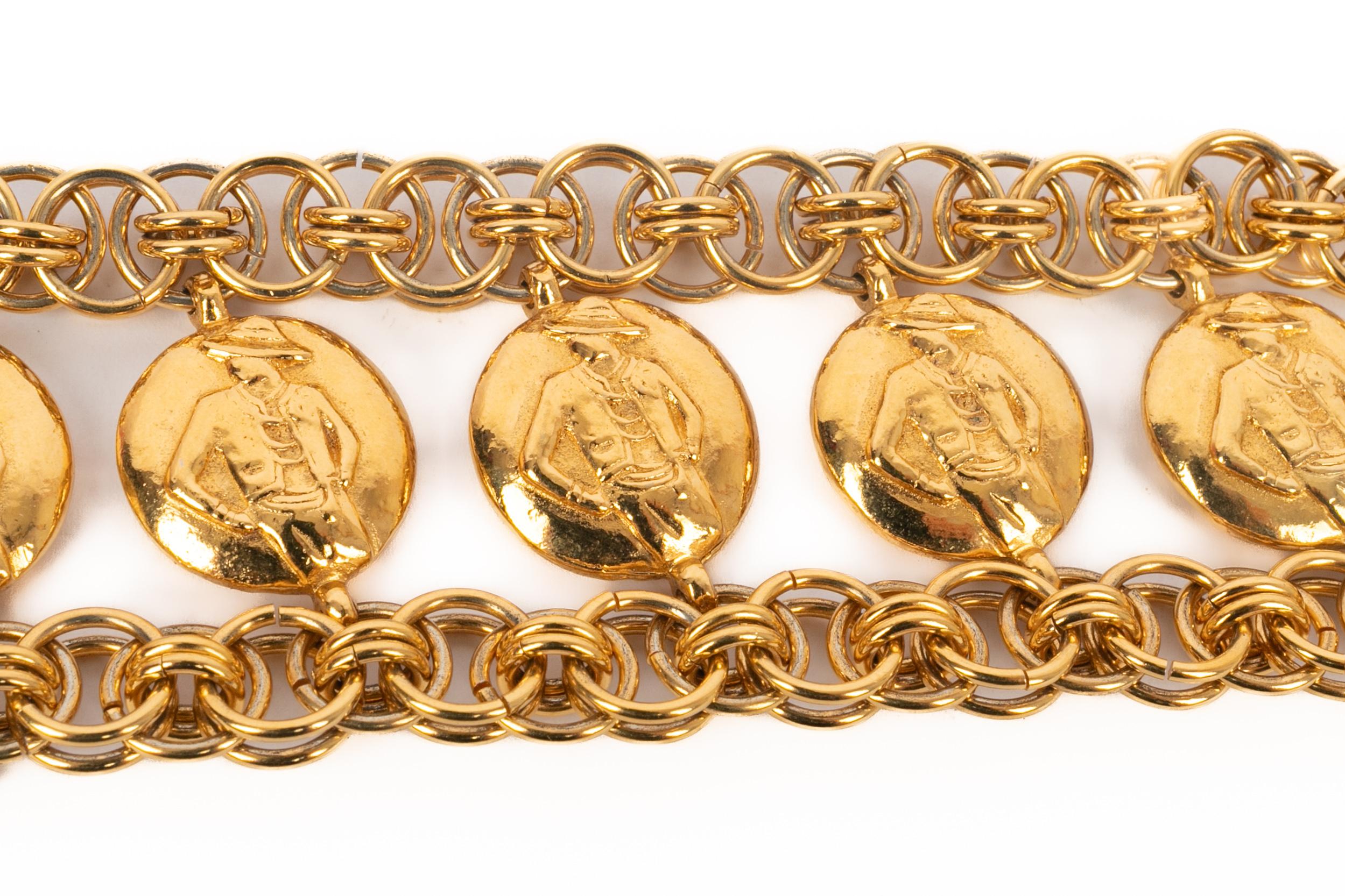 Donna Chanel chain belt 1990s in vendita