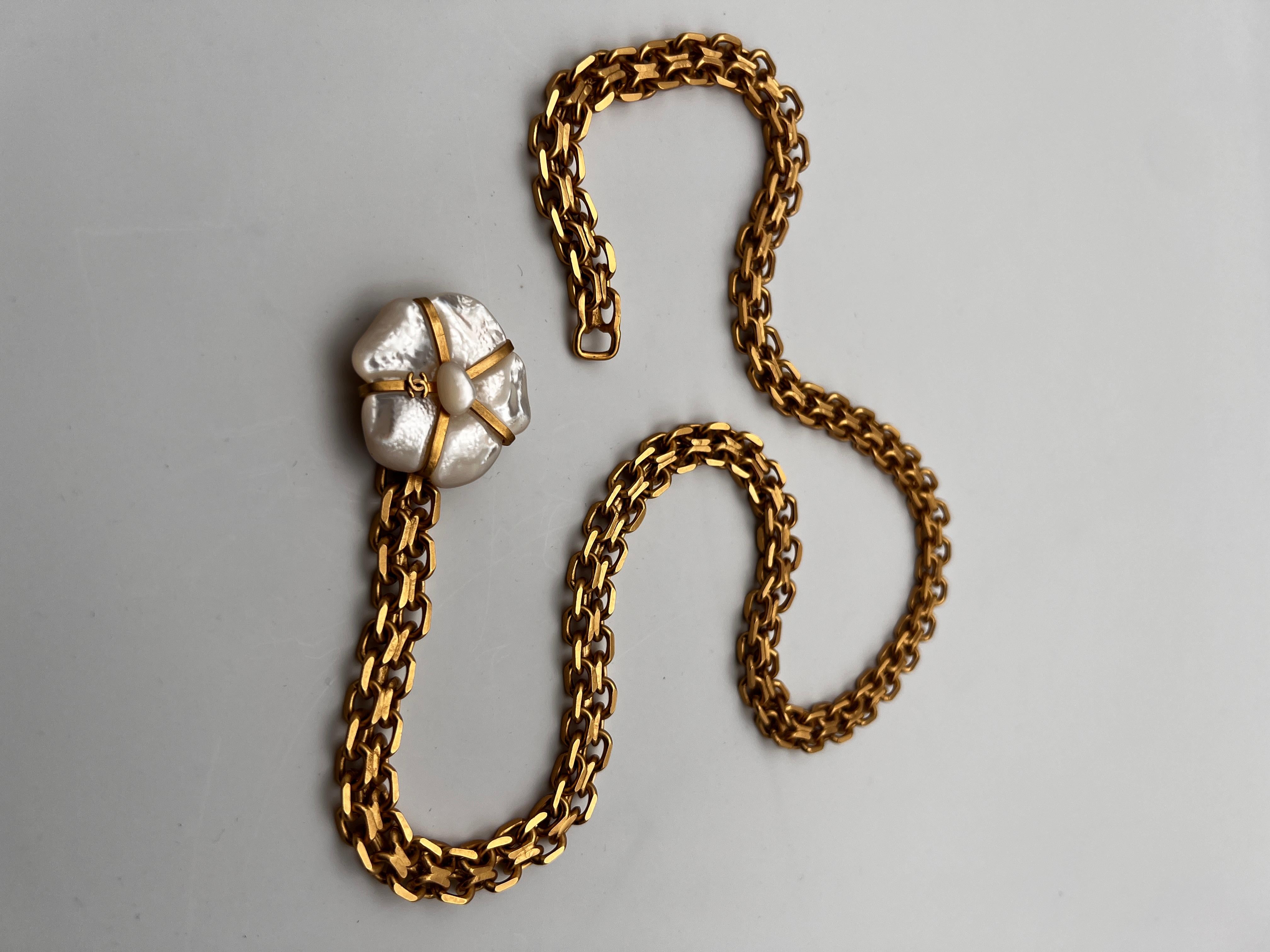 Chanel Chain Belt Camelia 2001 Paris For Sale 2