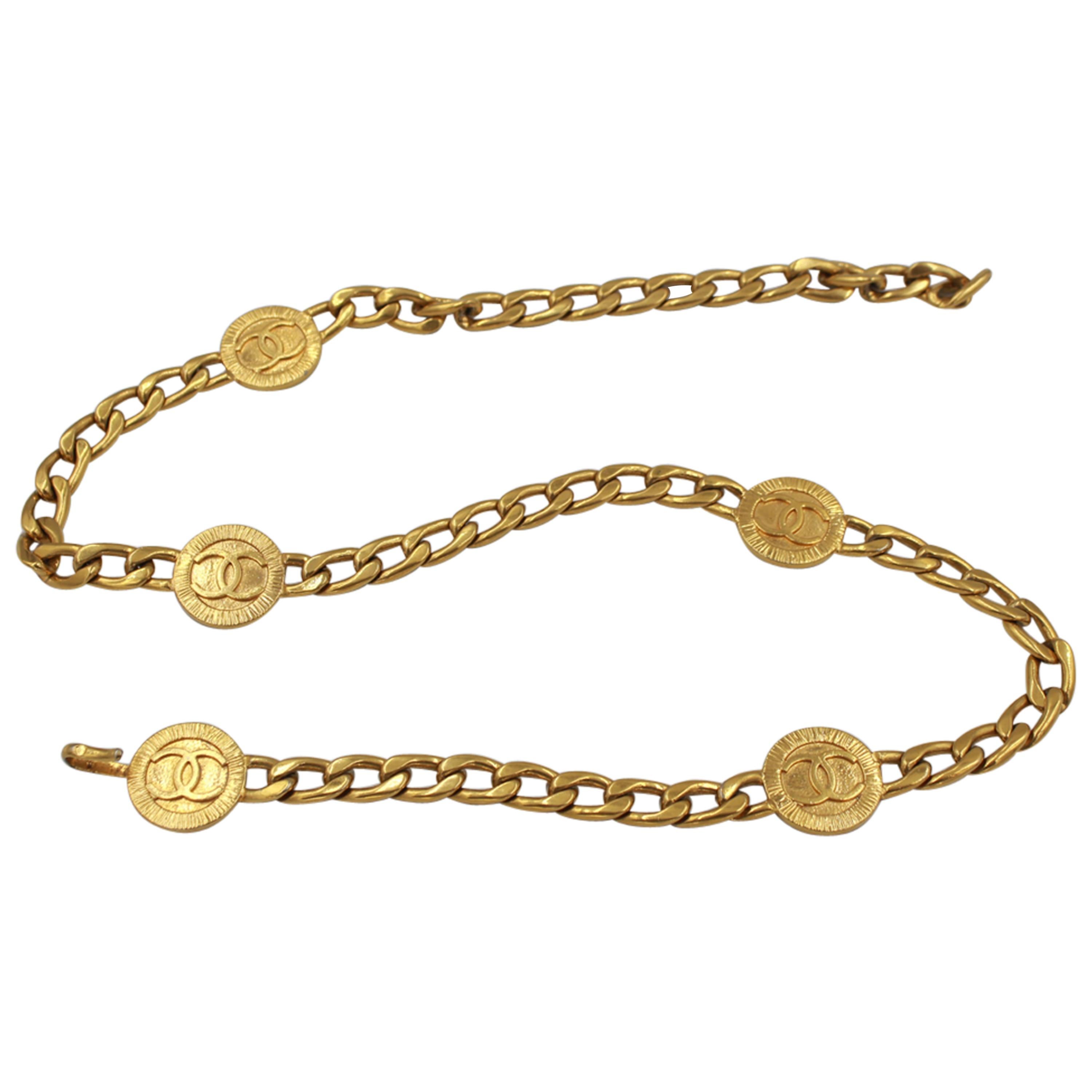 Chanel chain belt in gold metal double « C » For Sale