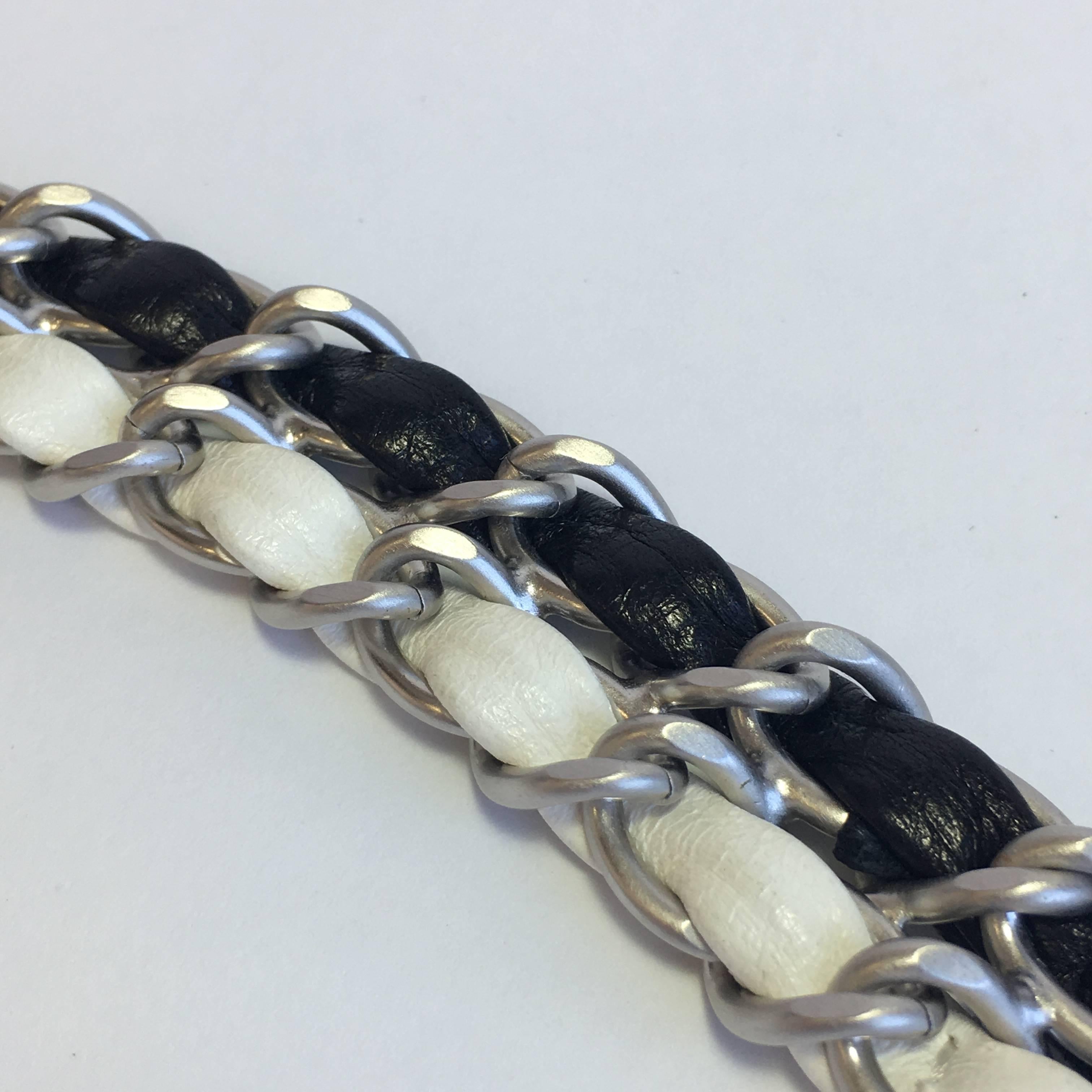 CHANEL Chain Belt in Matt Silver Metal Interlaced With White and Black Leather  3