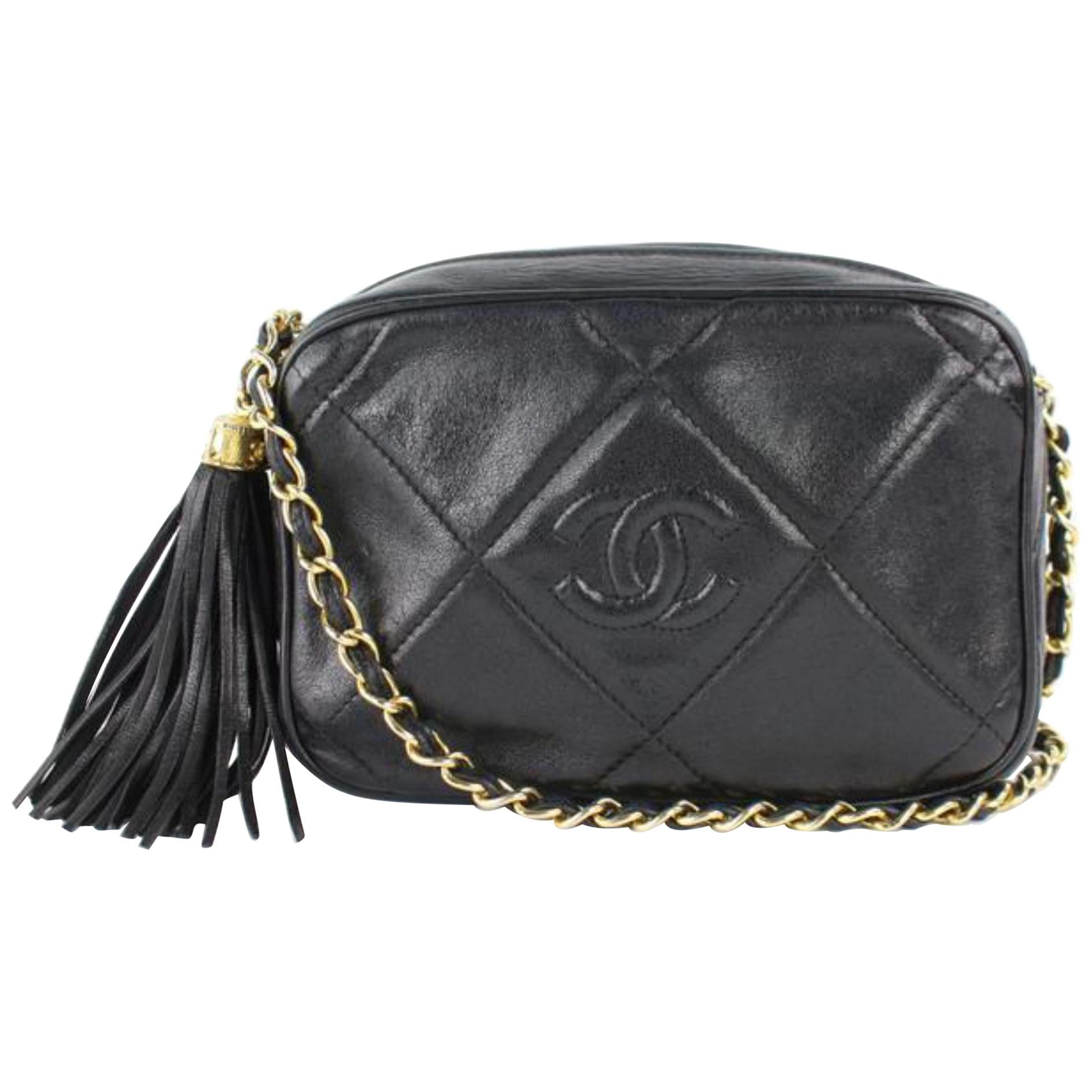 Chanel Chain Camera Quilted Lambskin  7cz0129 Black Leather Cross Body Bag For Sale
