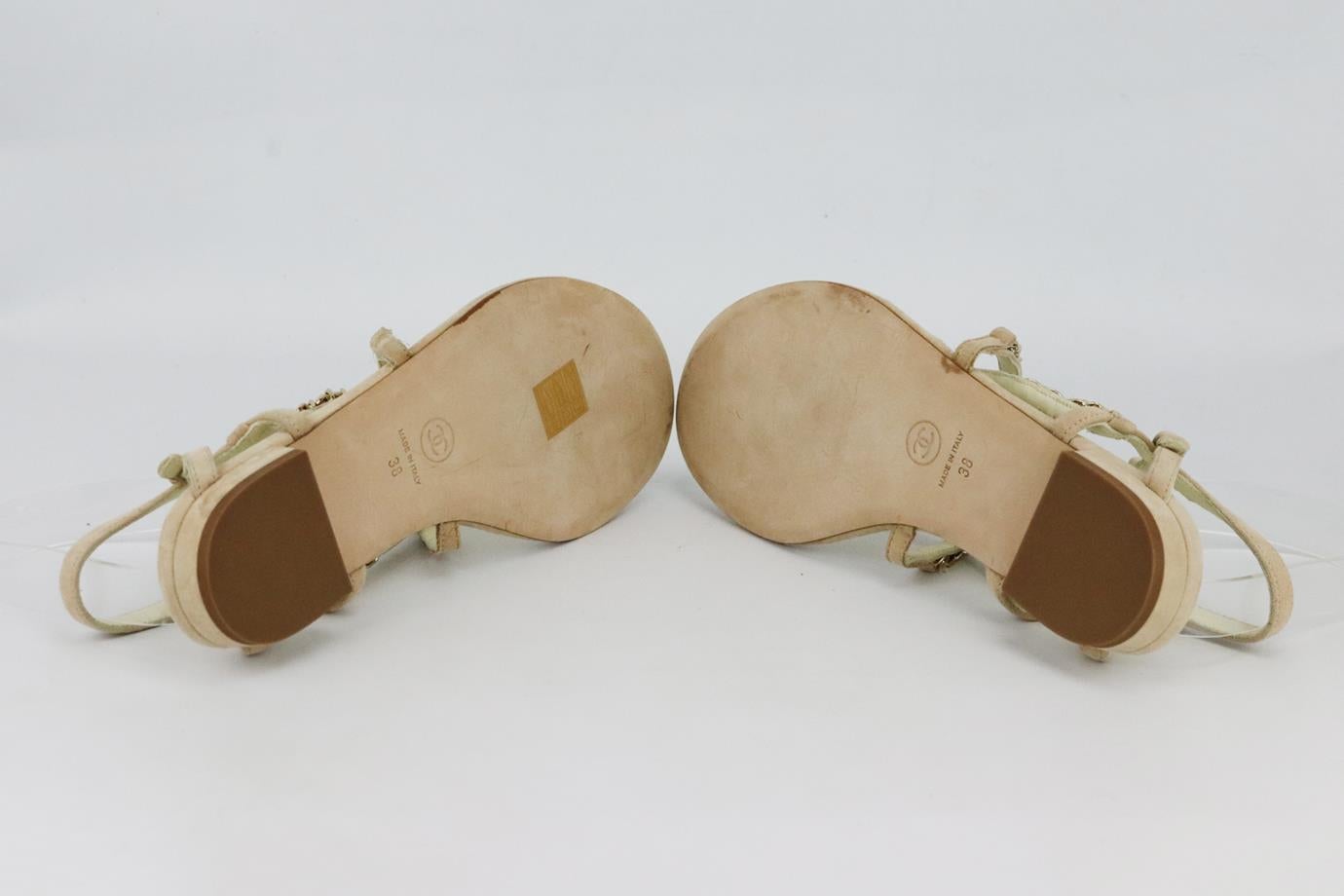 Chanel Sandalias de ante con detalle de cadena EU 38 UK 5 US 8 Beige