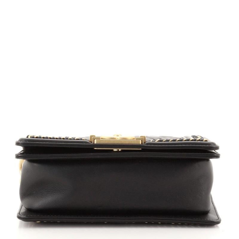 Chanel Chain Handle Boy Flap Bag Gestepptes Kalbsleder Klein für Damen oder Herren