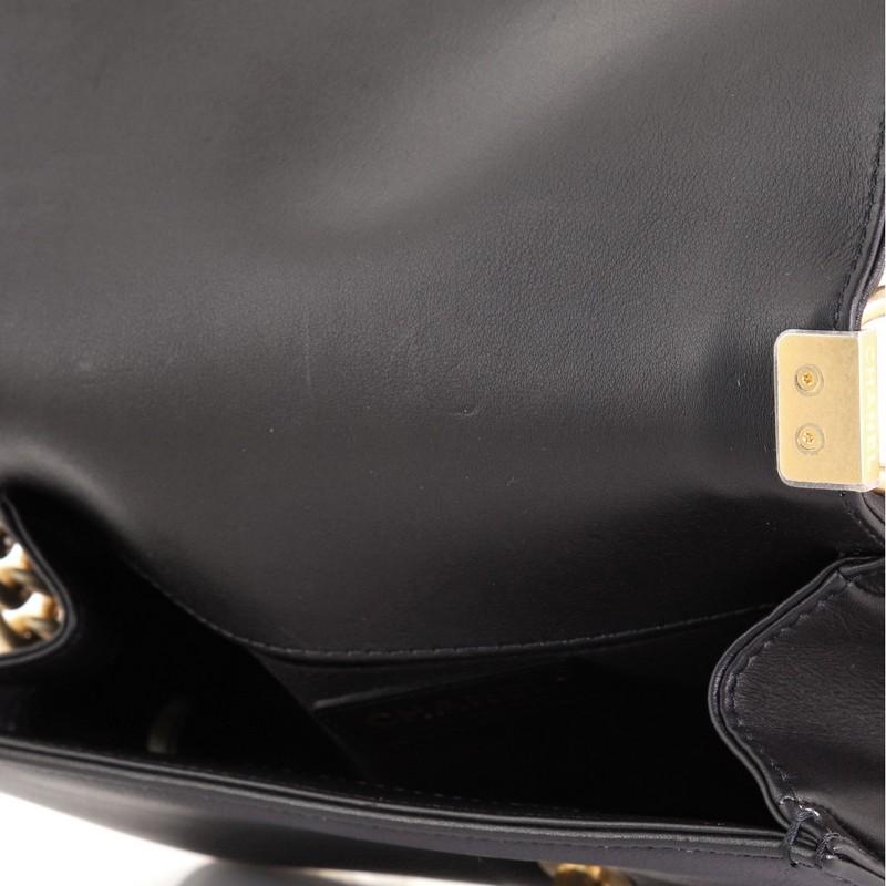 Chanel Chain Handle Boy Flap Bag Gestepptes Kalbsleder Klein 3