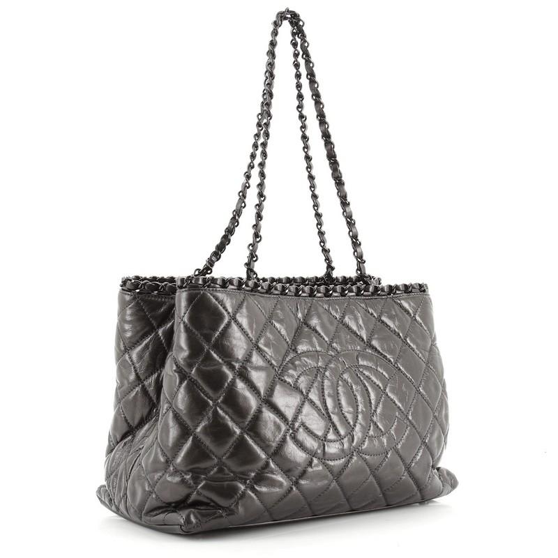 chanel chain trim tote