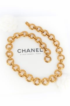 Chanel chain necklace 1990s