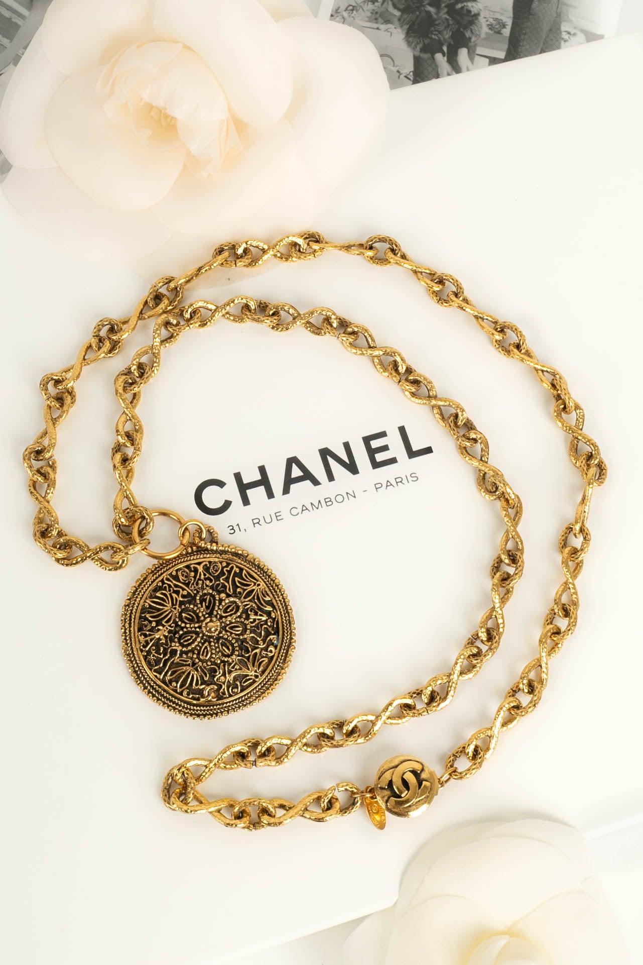 Chanel Chain Necklace in Gold Metal For Sale 5