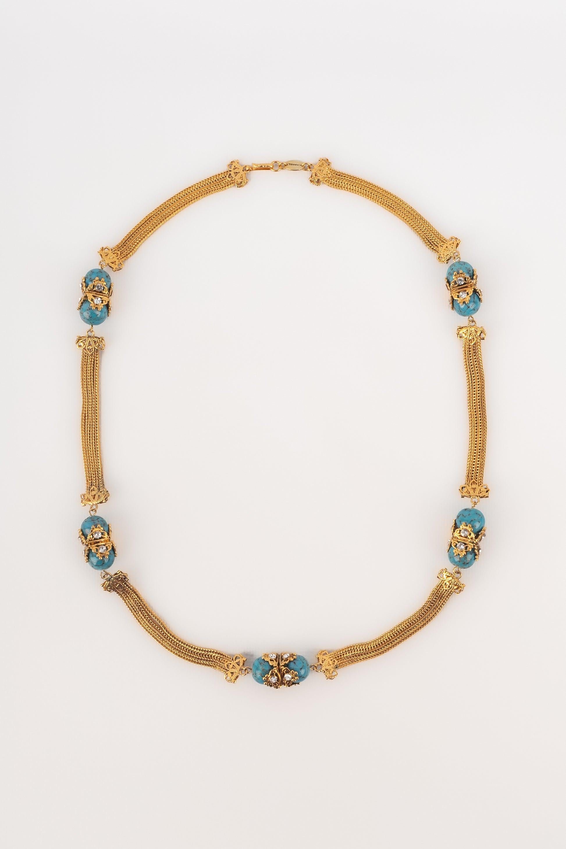 Collana Chanel a catena con perle di vetro turchesi in vendita 1