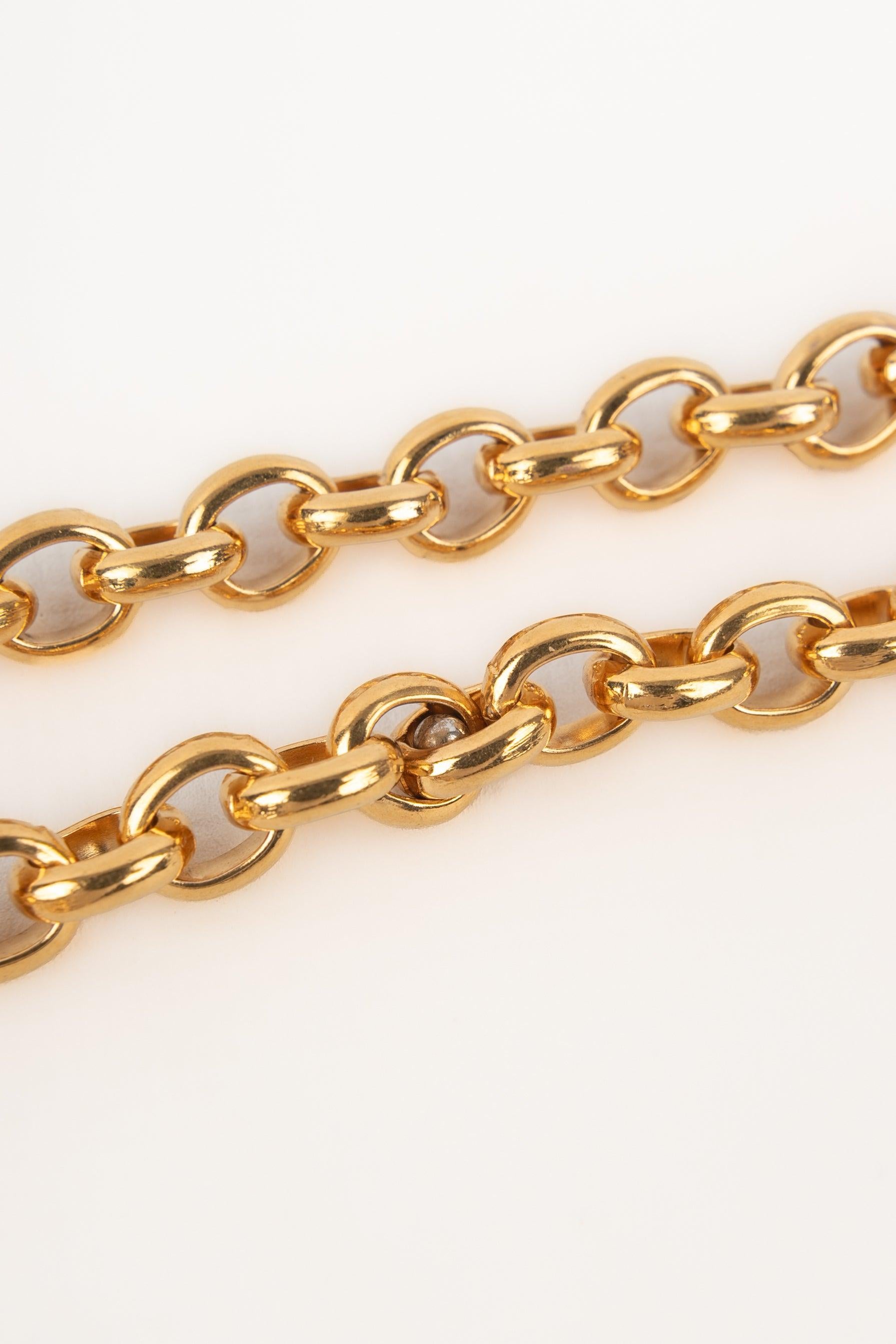Chanel Chain Pendant Necklace with CC Logo 3