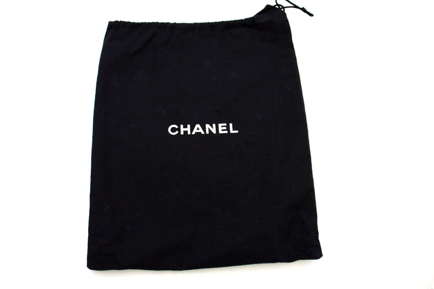 CHANEL Chain Shoulder Bag Black Clutch Flap Quilted Lambskin 13