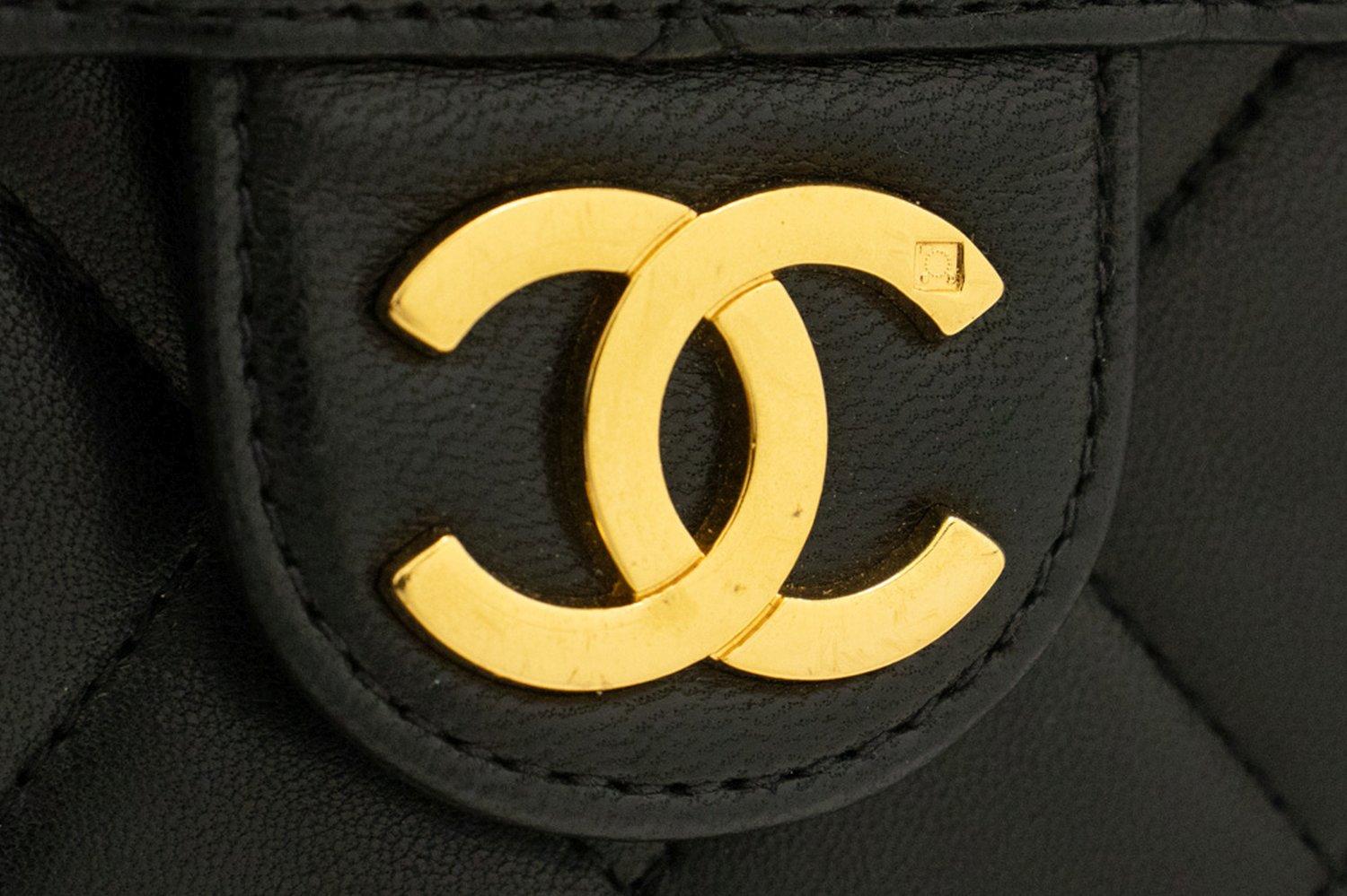 CHANEL Chain Shoulder Bag Black Clutch Flap Quilted Purse Lambskin 8