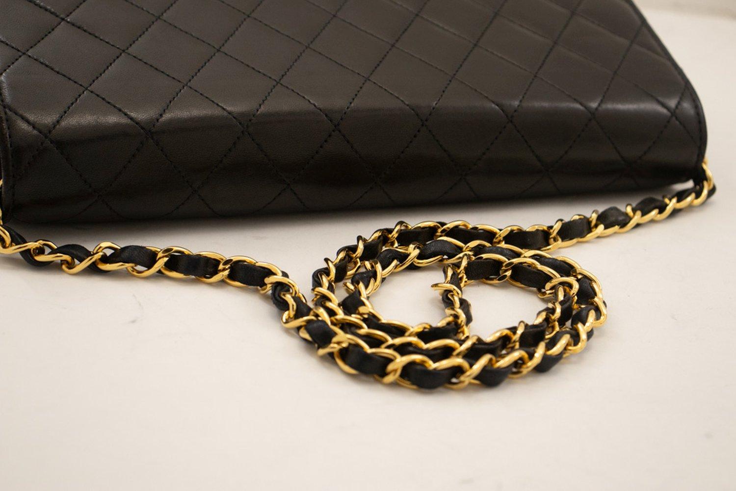 CHANEL Chain Shoulder Bag Black Clutch Flap Quilted Purse Lambskin 9