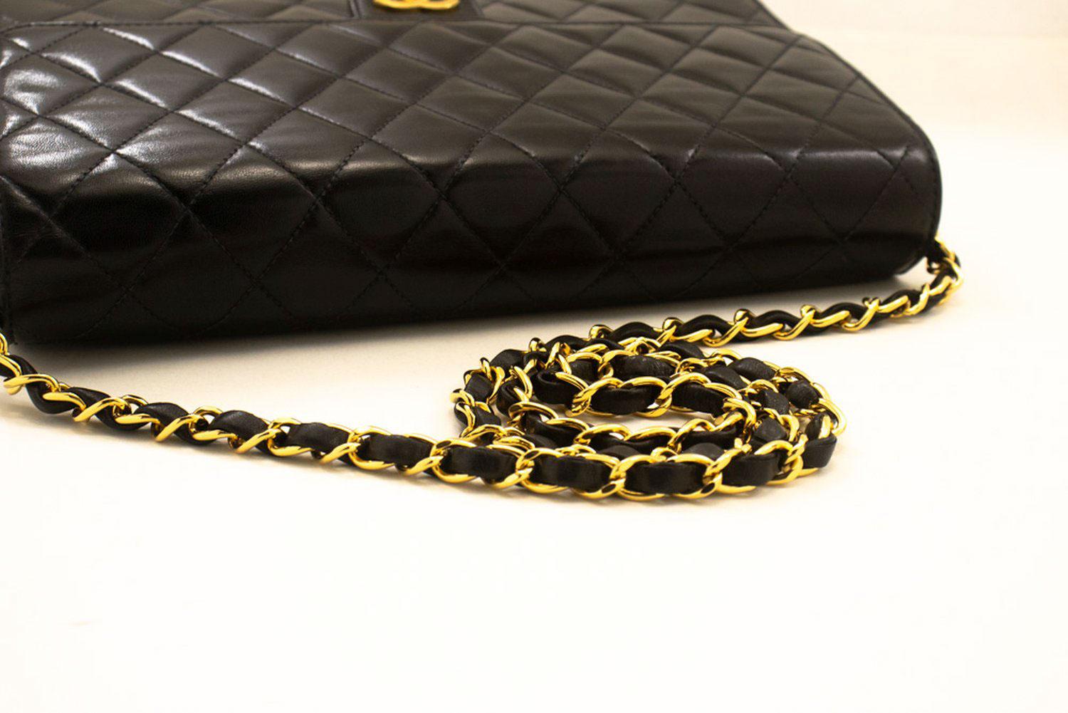 CHANEL Chain Shoulder Bag Black Clutch Flap Quilted Purse Lambskin For Sale 9