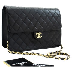 Vintage CHANEL Chain Shoulder Bag Black Clutch Flap Quilted Purse Lambskin