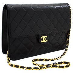 CHANEL Chain Shoulder Bag Black Clutch Flap Quilted Purse Lambskin Leather