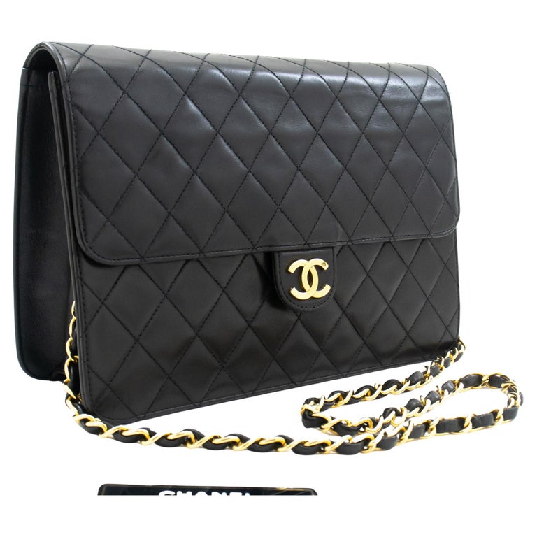 Chanel 1980s Black Quilted Lambskin Vintage Medium Classic Double Flap Bag  at 1stDibs