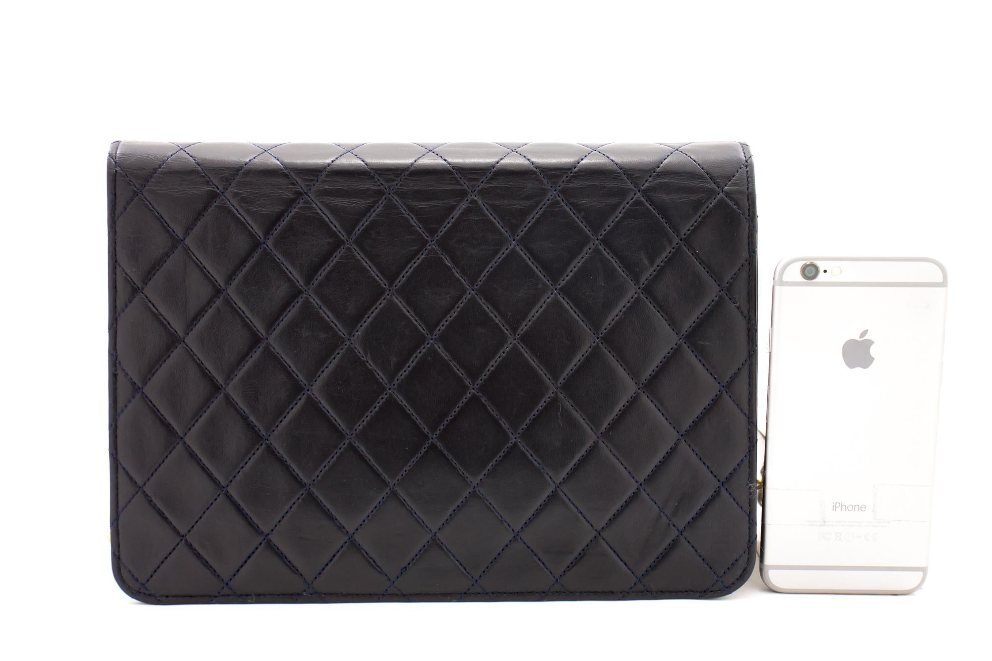 Black CHANEL Chain Shoulder Bag Clutch Navy Flap Quilted Purse Lambskin