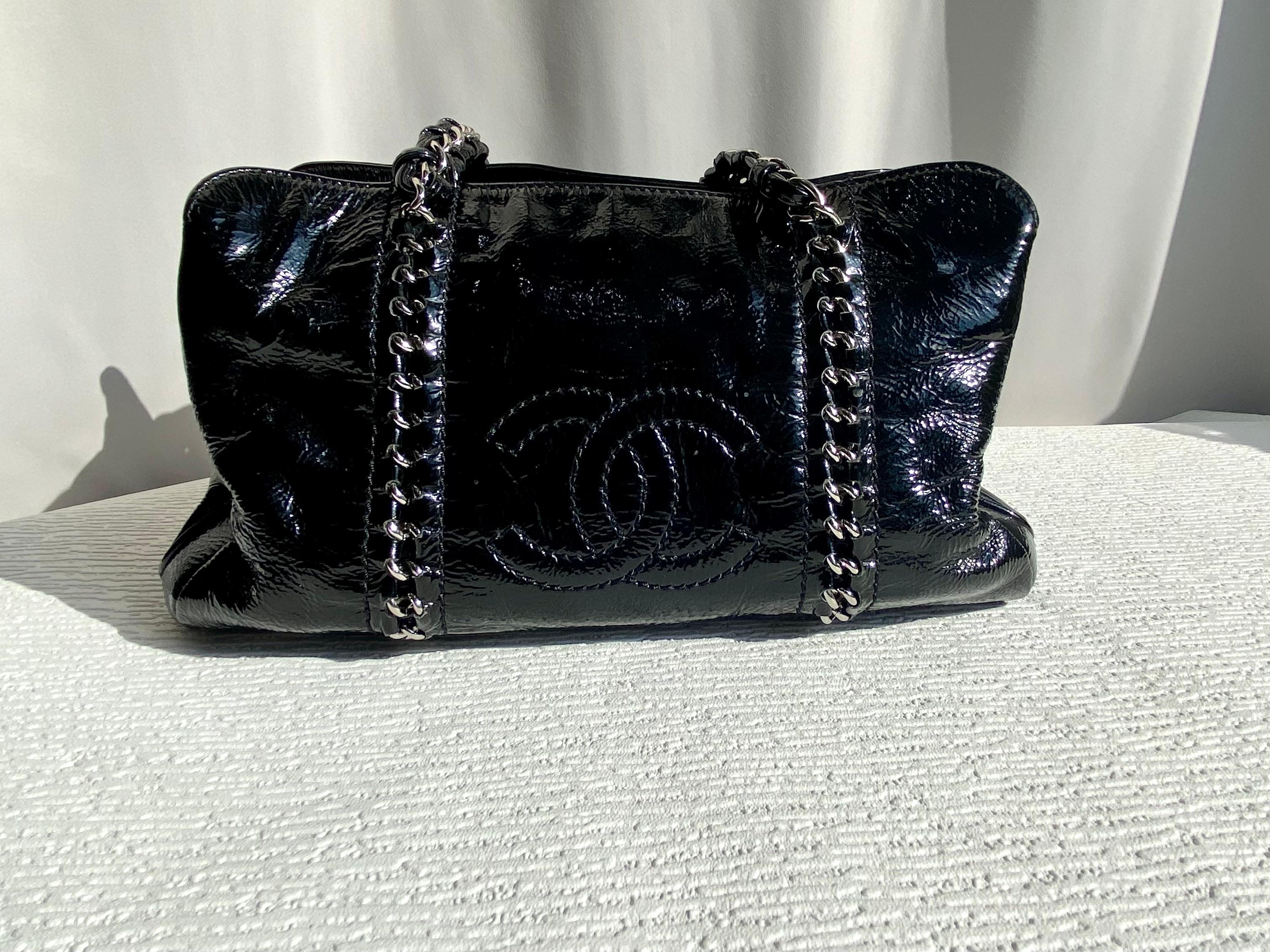 Chanel Chain Shoulder Bag  For Sale 9