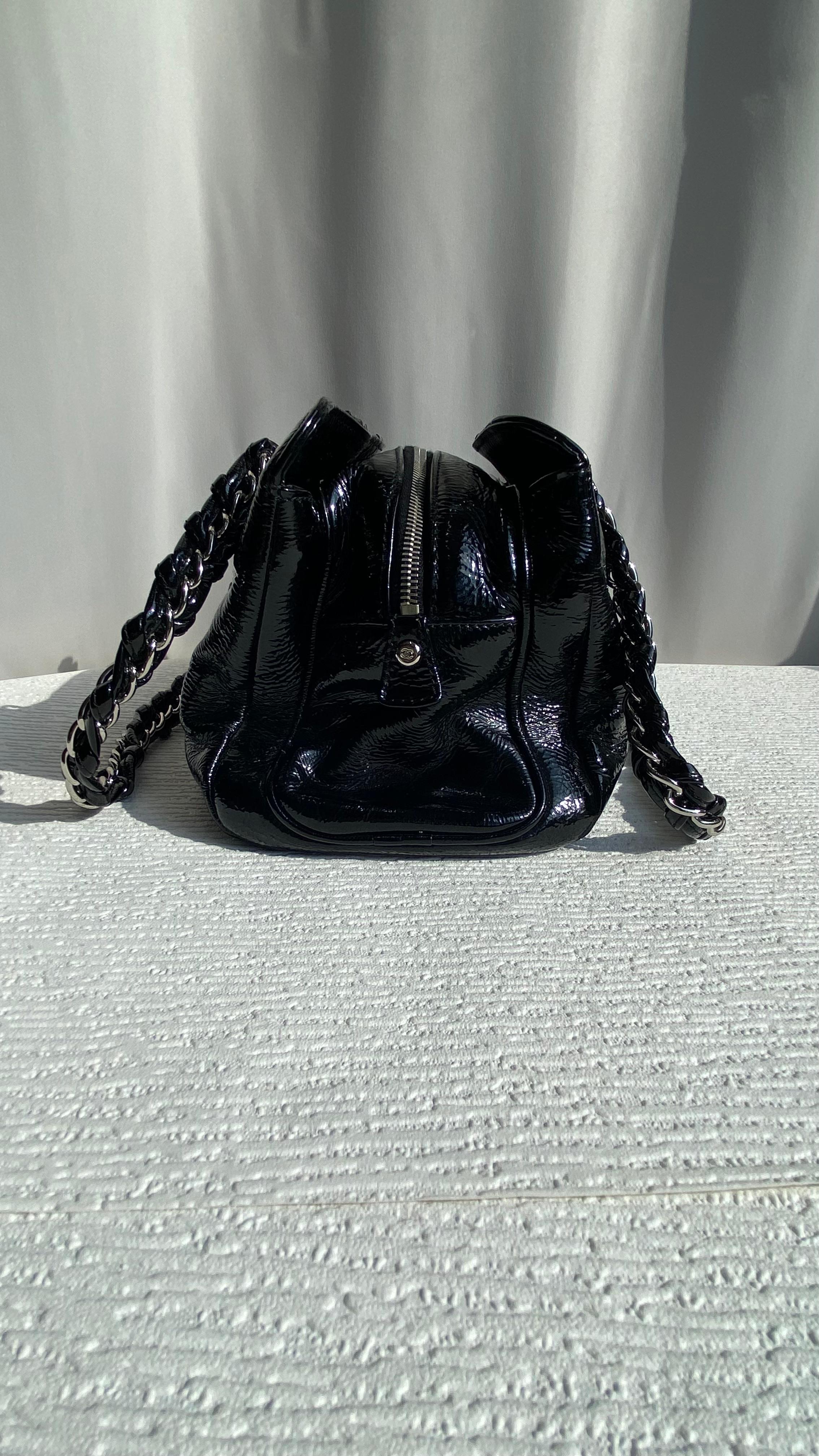 Chanel Chain Shoulder Bag  For Sale 1