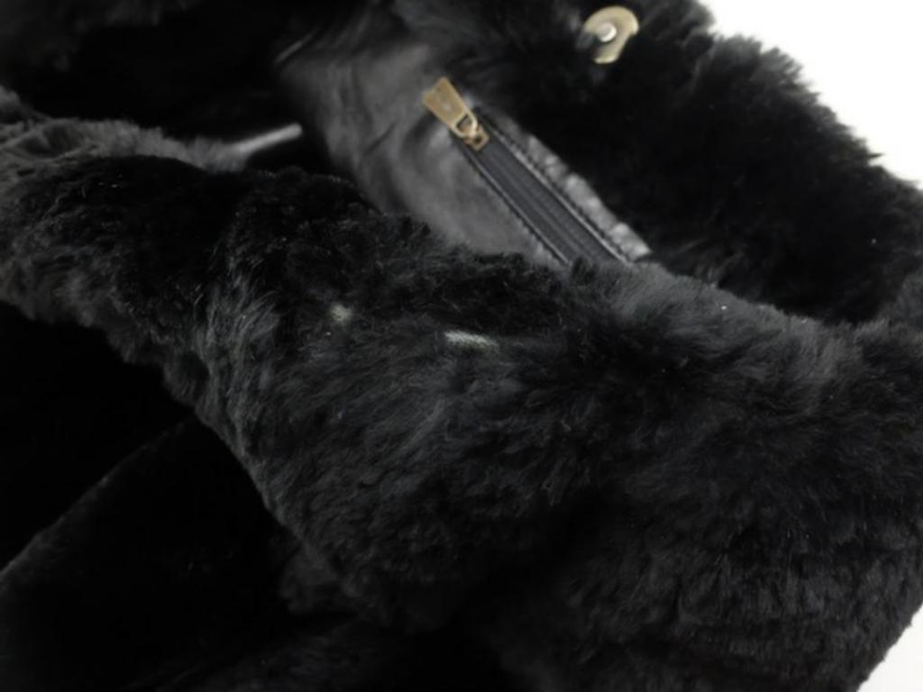 Chanel Chain Tote Shopper 230441 Black Rabbit Fur Shoulder Bag For Sale 6