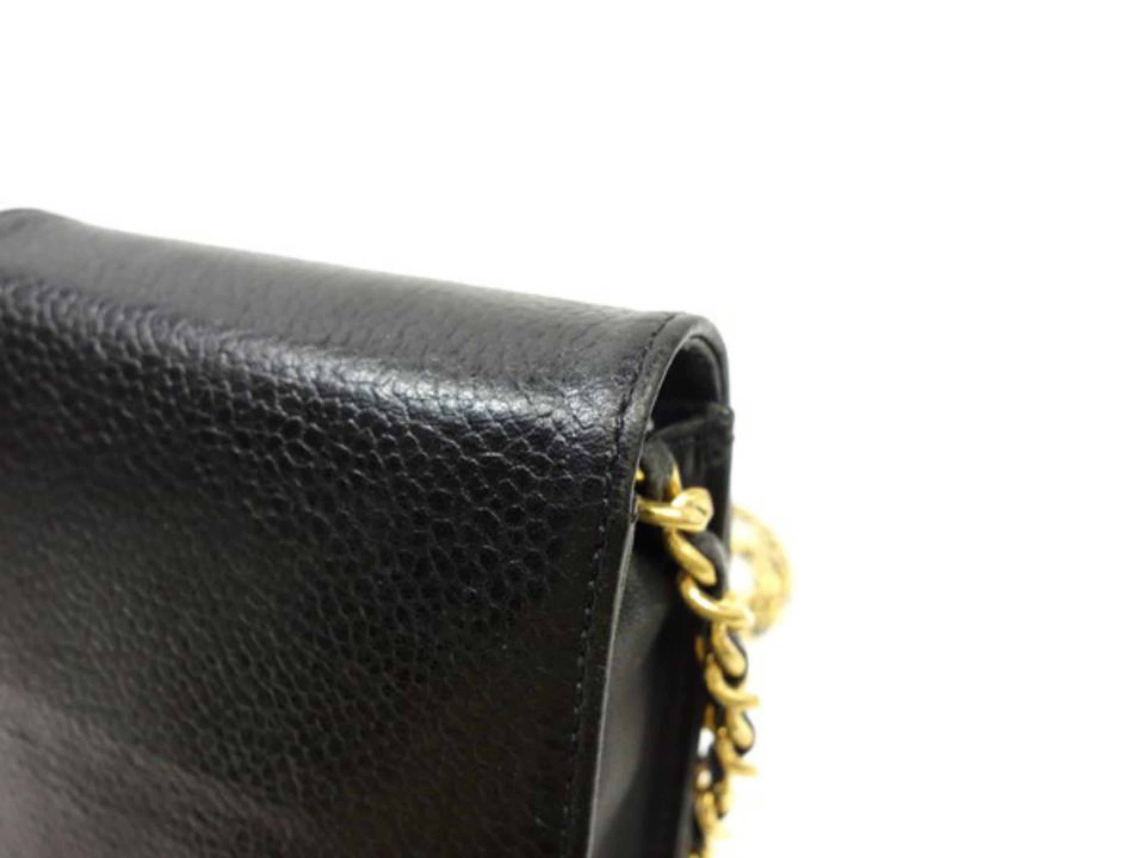 Chanel Chain (Ultra Rare) Cc Logo Caviar Mobile Phone Case Wallet On Chain228732 For Sale 1