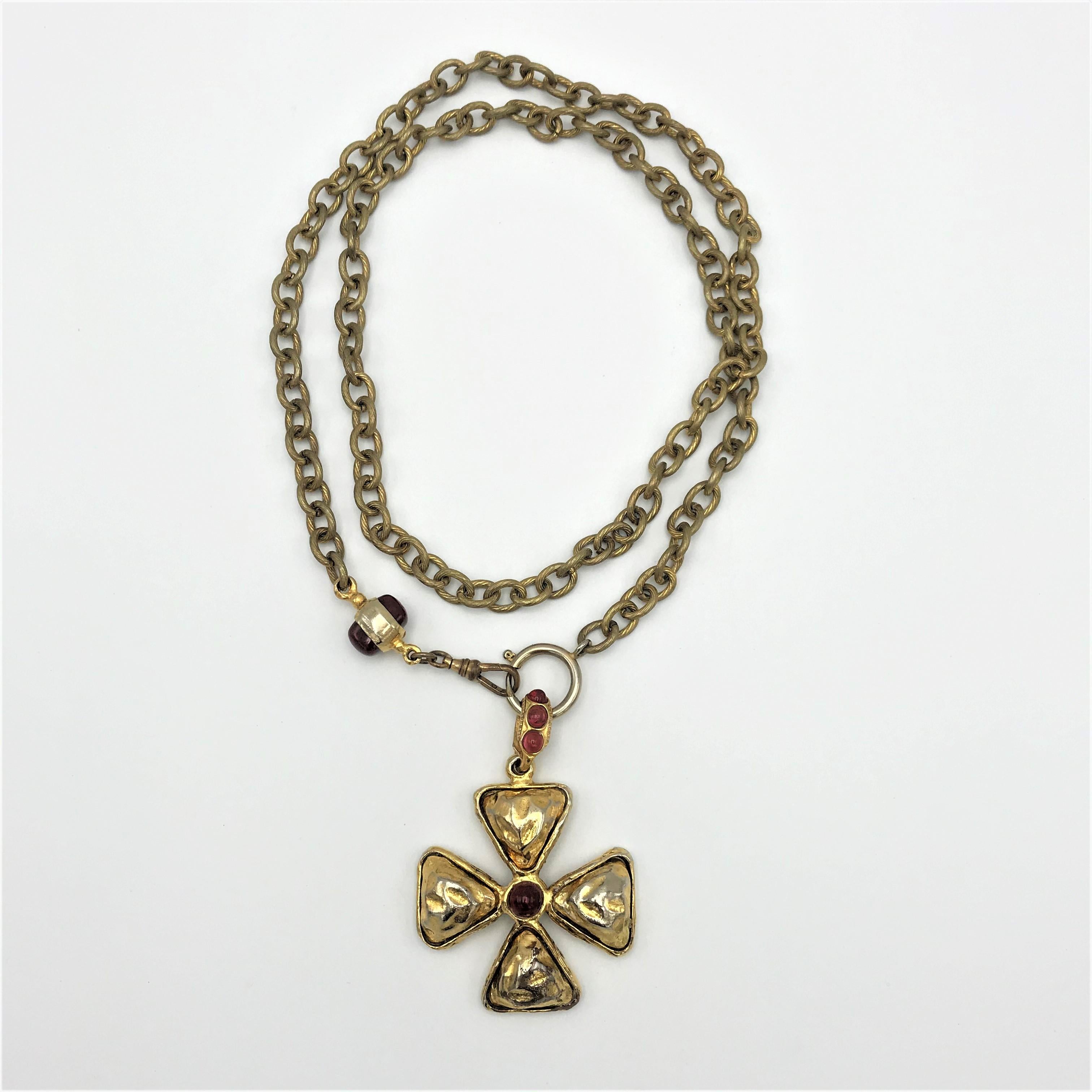 Artist Chanel chain with cross pendant,  gold plated sign. 1970/80s