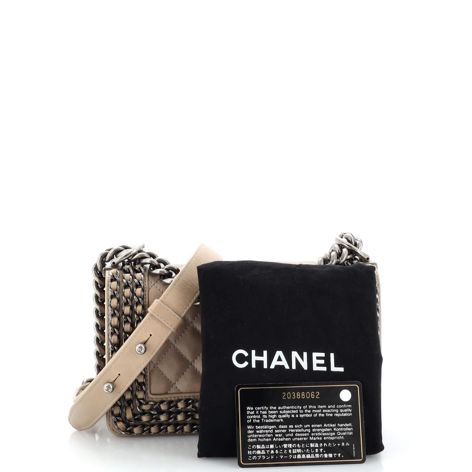 Condition: Very good. Odor in interior. Wear on base and flap corners and shoulder pad, discoloration and scuffs underneath flap, scratches on hardware.
Accessories: Dust Bag, Authenticity Card
Measurements: Handle Drop 11