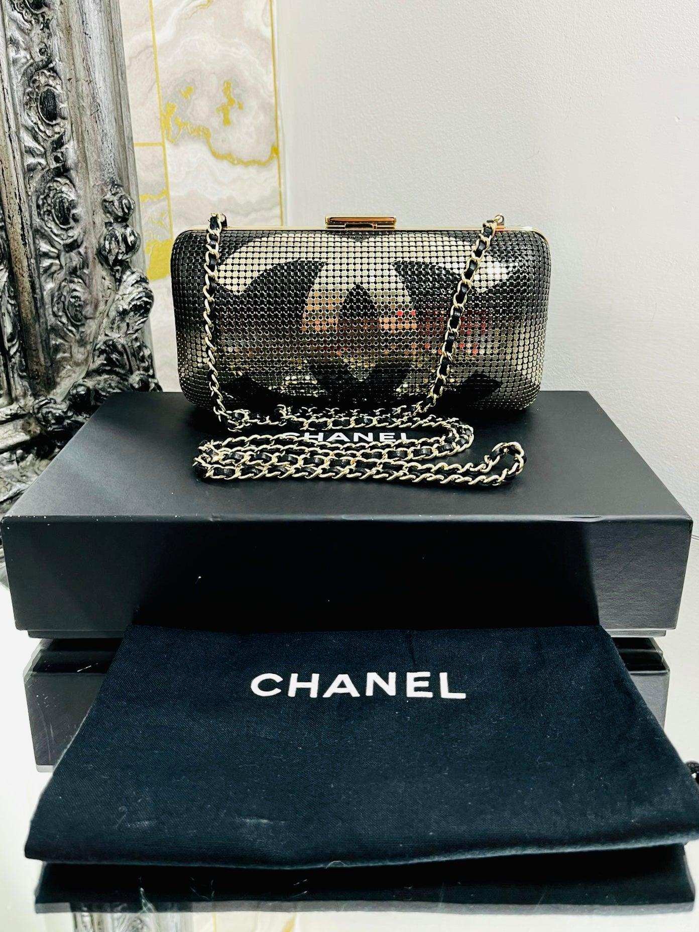 Chanel Chainmail 'CC' Logo  Hologram Minaudiere Bag For Sale 4