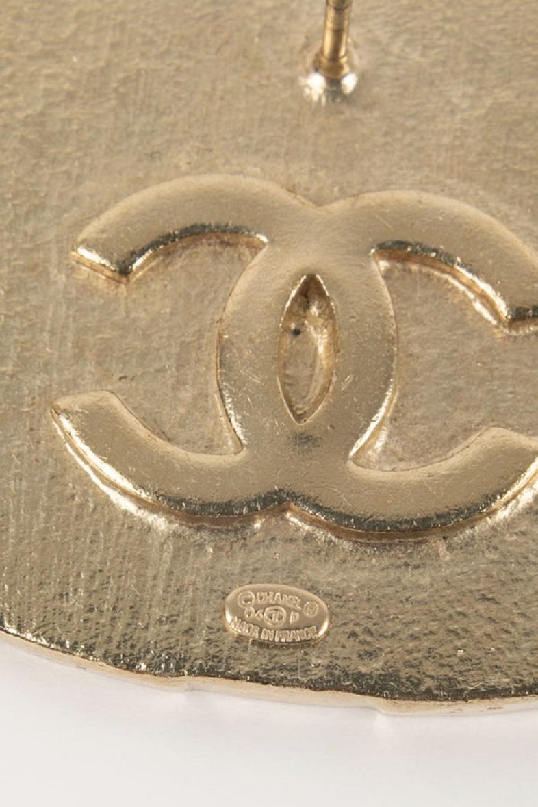 Chanel Champagne and Enamel Make Up Pins, 2004 For Sale 1
