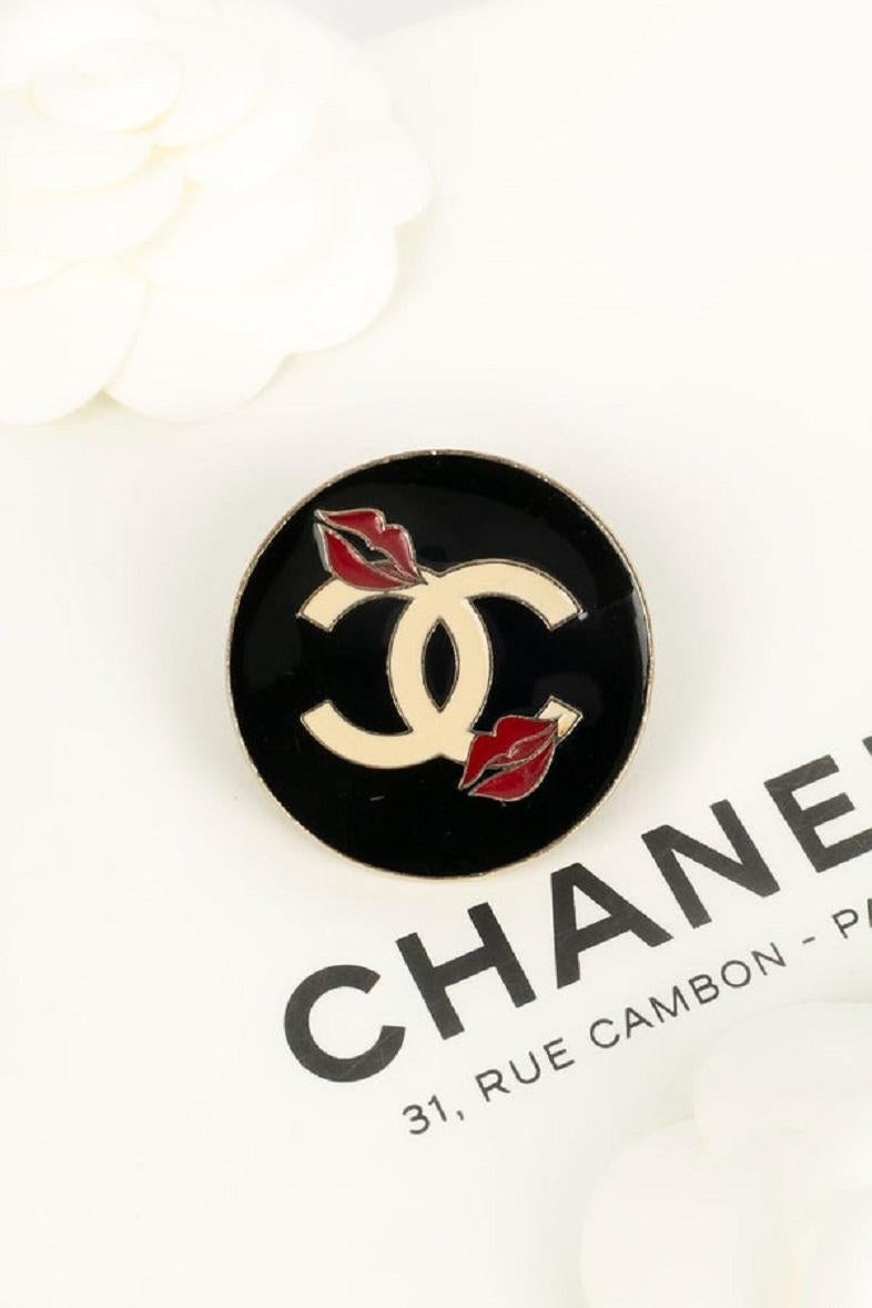 Chanel Champagne and Enamel Metal Pins, 2004 For Sale 3
