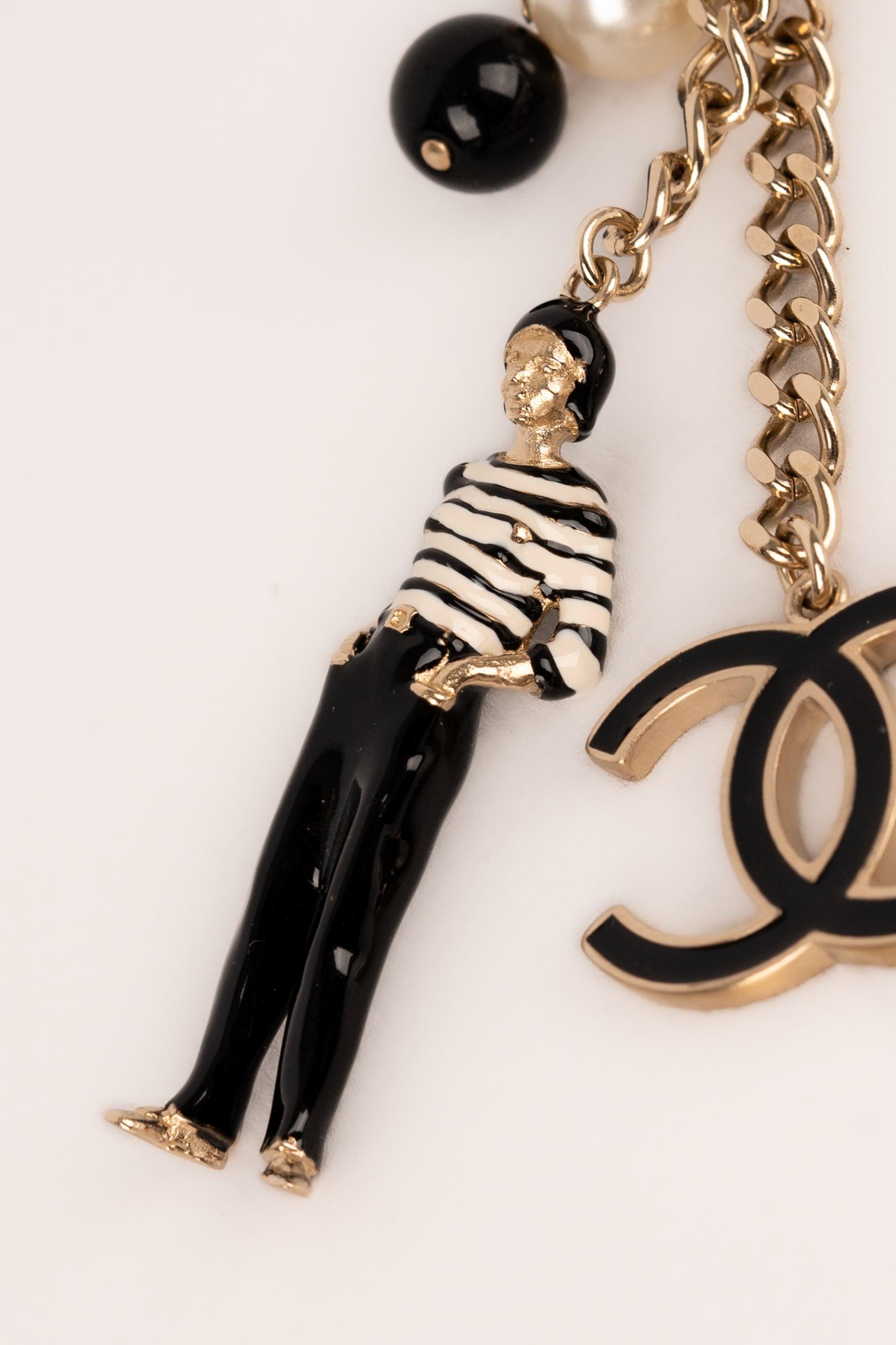 Women's Chanel Champagne Metal Bag Jewelry / Keyring with Enamel, 2010s