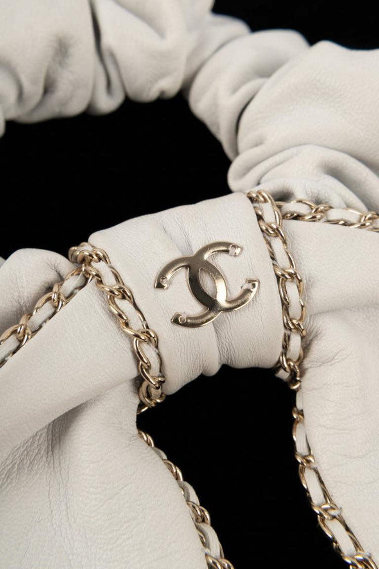Women's Chanel Champagne Metal Hair Jewelry For Sale