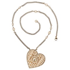 Chanel Champagne Metal Necklace with Costume Pearls, 2006