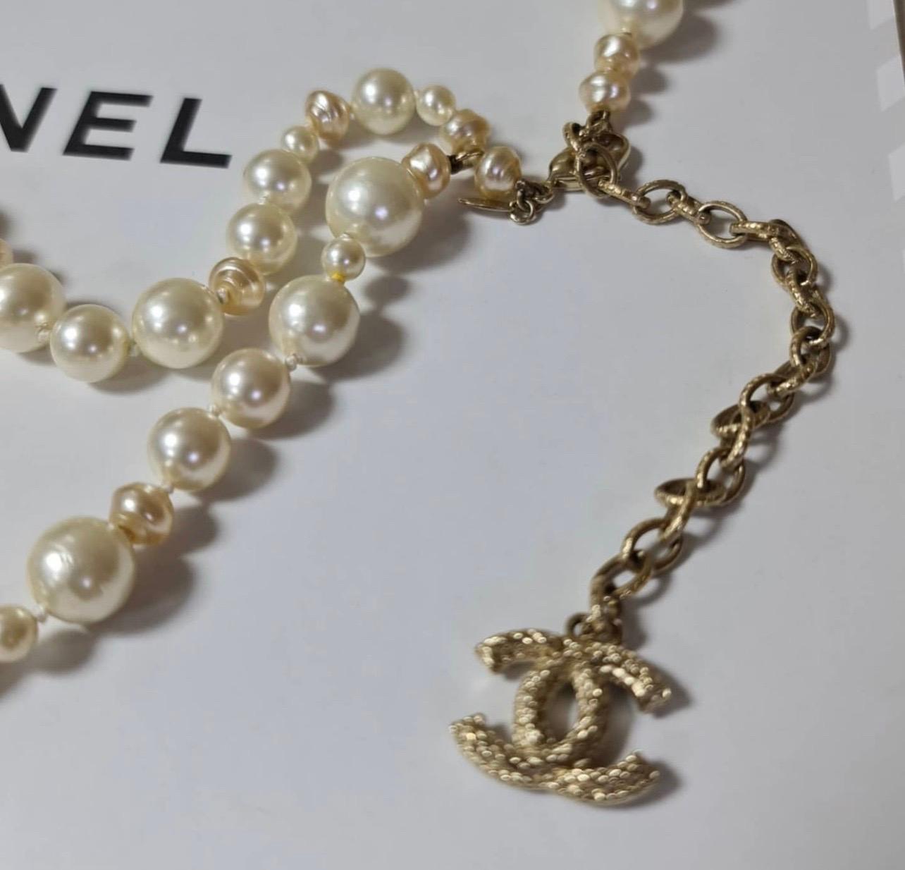 Chanel Chanel 10a Faux Pearl Cc Logo Belt Necklace 1