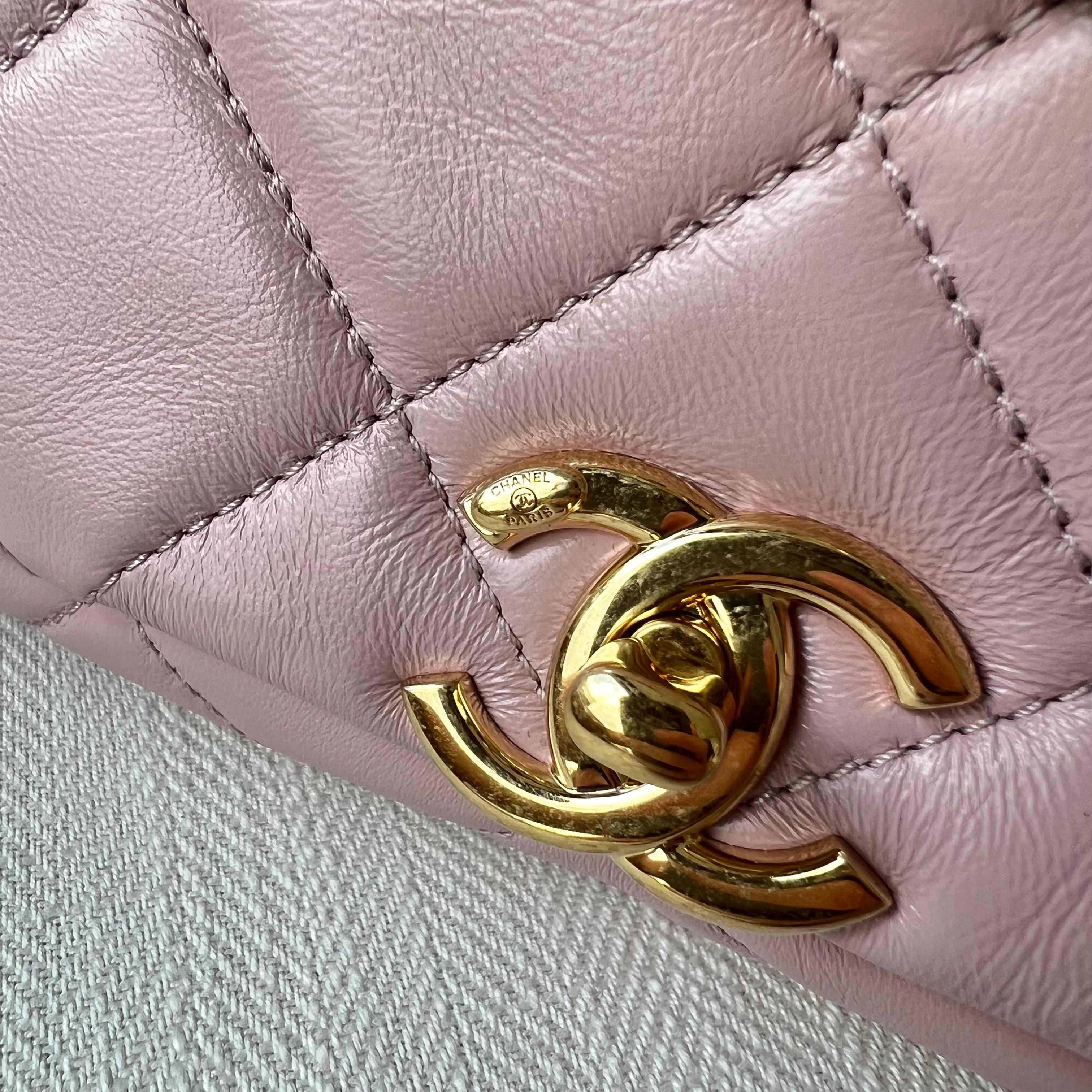 Women's Chanel Chanel 22A Mini Flap Bag In Pink With Gold Hardware 2022