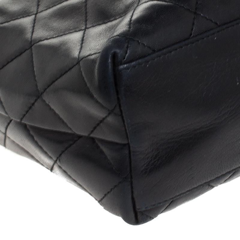 Chanel Black Quilted Leather Vintage Shoulder Bag 4