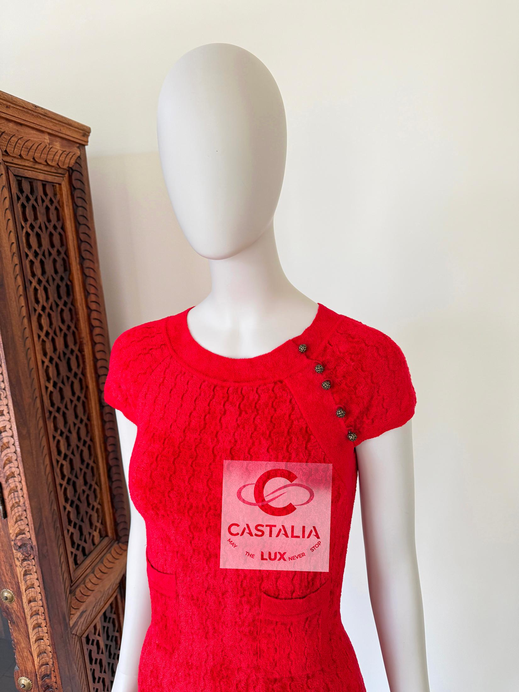 Chanel Paris / Shanghai Vibrant Red Bodycon Dress 36 FR For Sale 8