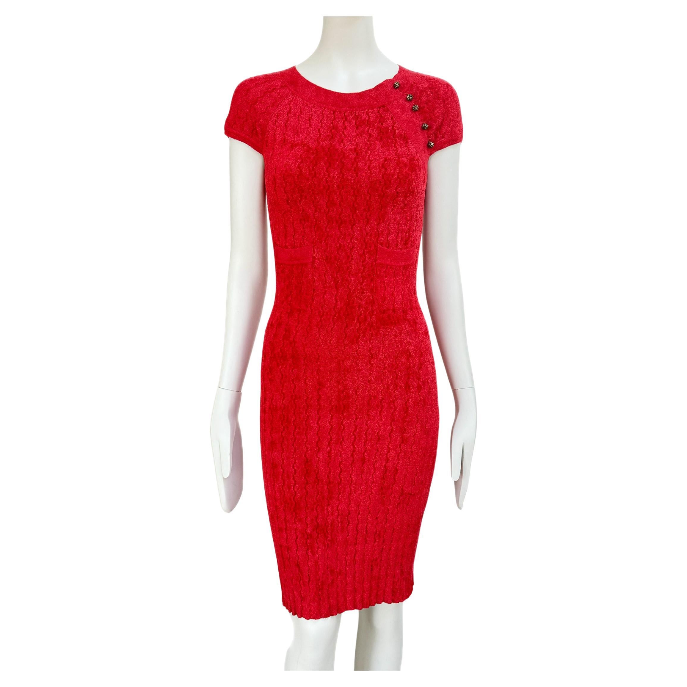 Chanel Paris / Shanghai Vibrant Red Bodycon Dress 36 FR For Sale
