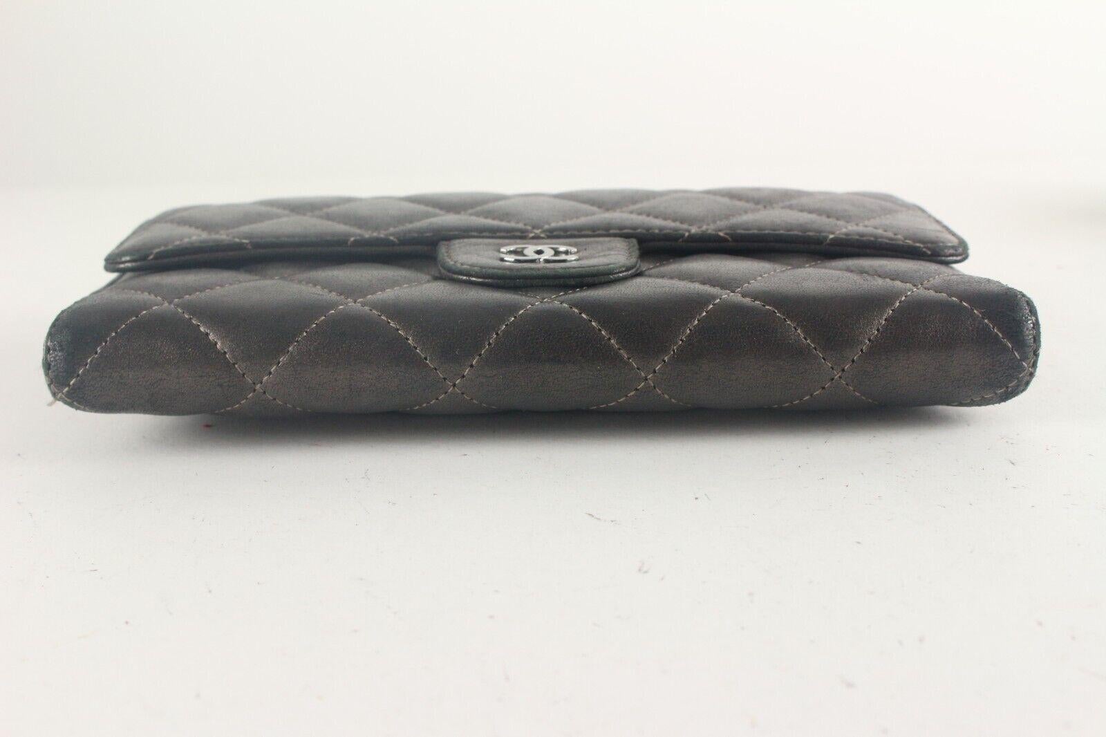 Women's CHANEL Charcoal Grey Leathe Classic Flap Wallet 2CCS725K For Sale