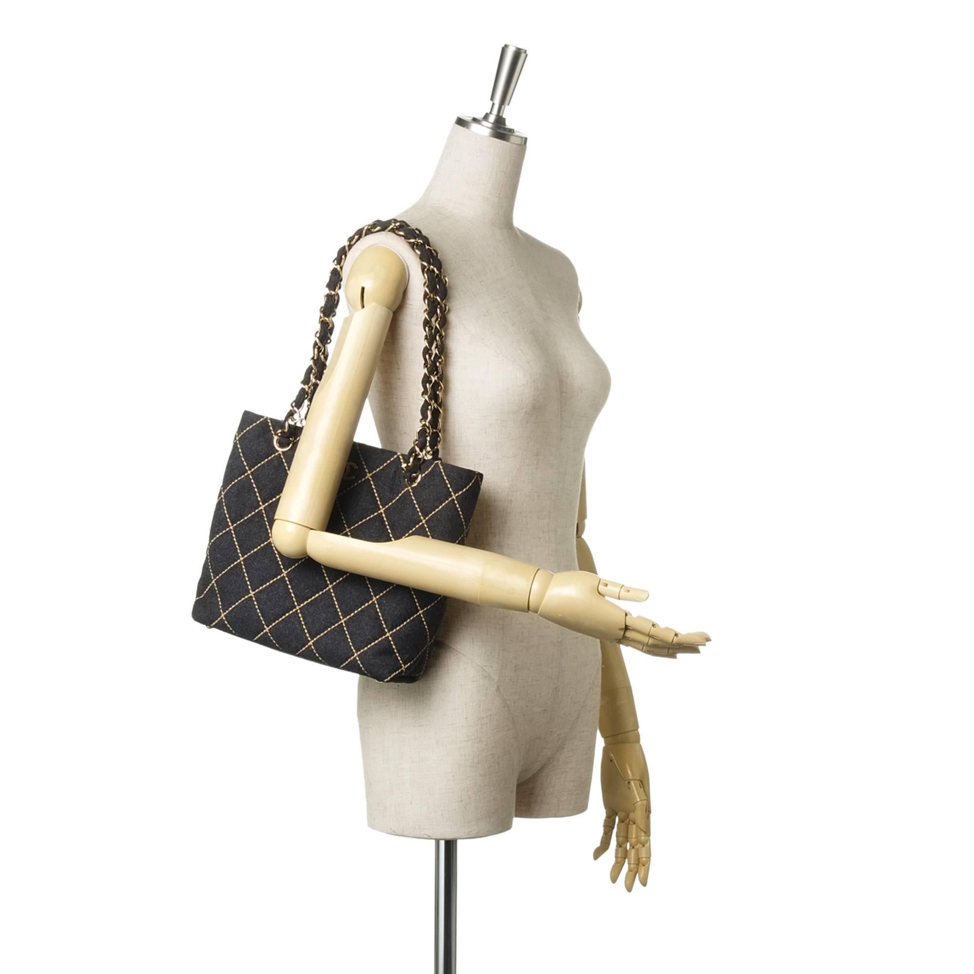Chanel Charcoal Surpique Wool Shoulder Bag 3