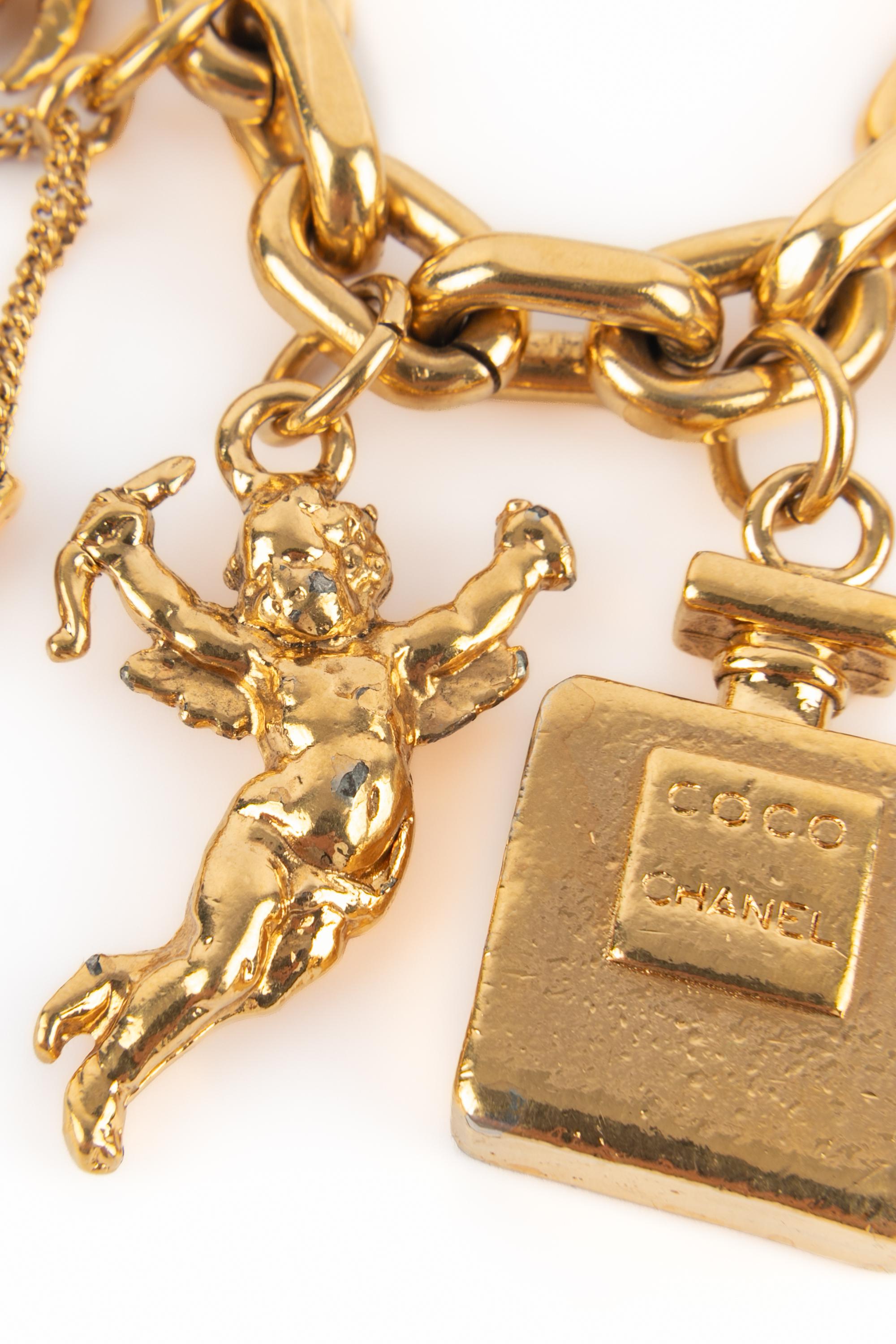 Bracciale con charme Chanel in vendita 1