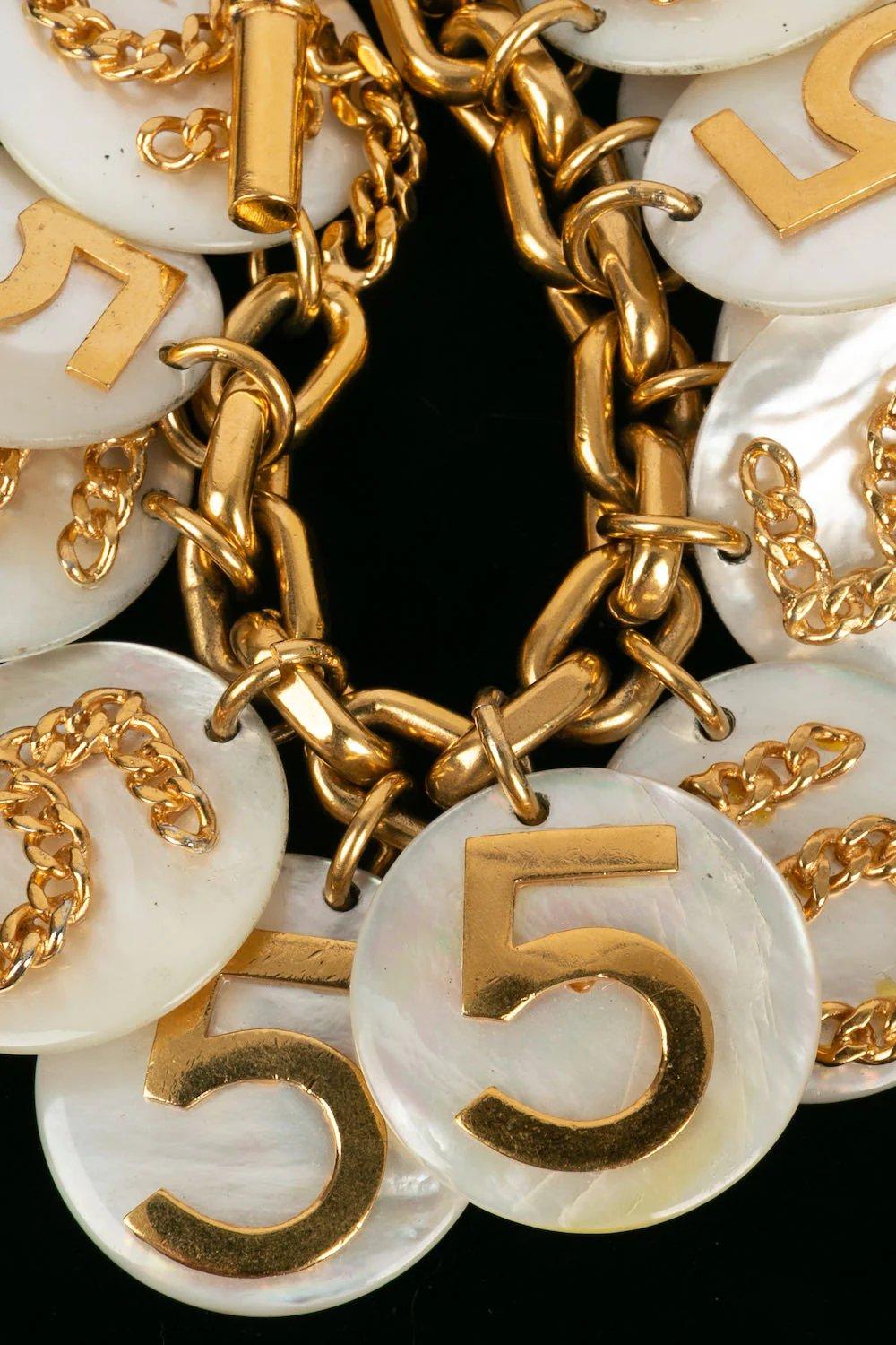 Chanel Charm-Armband aus Bakelit Pastilles Damen im Angebot