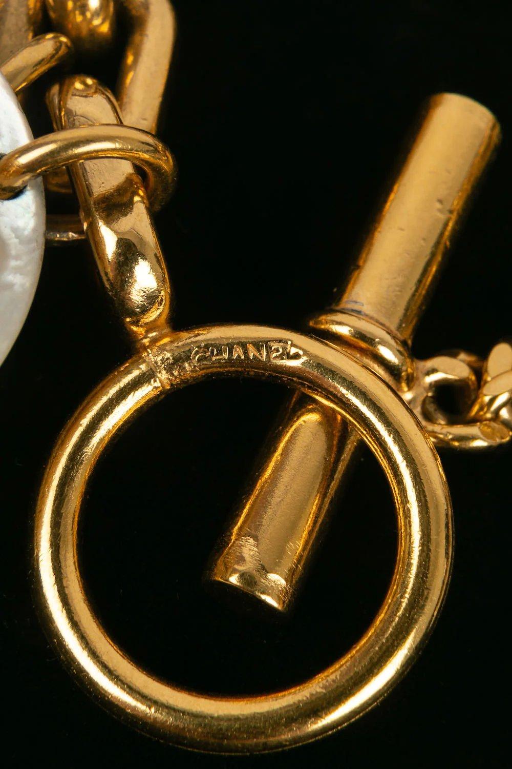 Chanel Charm Bracelet Made of Bakelite Pastilles In Excellent Condition In SAINT-OUEN-SUR-SEINE, FR
