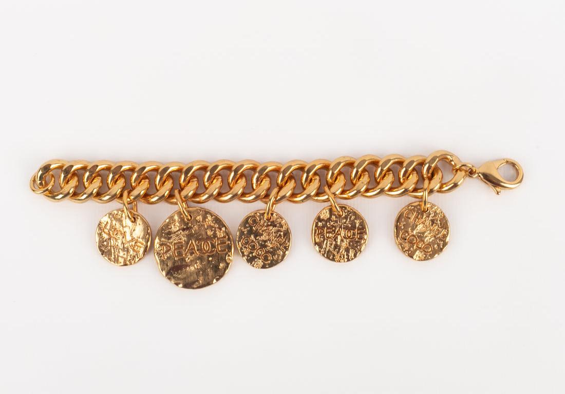 Chanel Charm Golden Metal Bracelet, 2007 In Excellent Condition In SAINT-OUEN-SUR-SEINE, FR