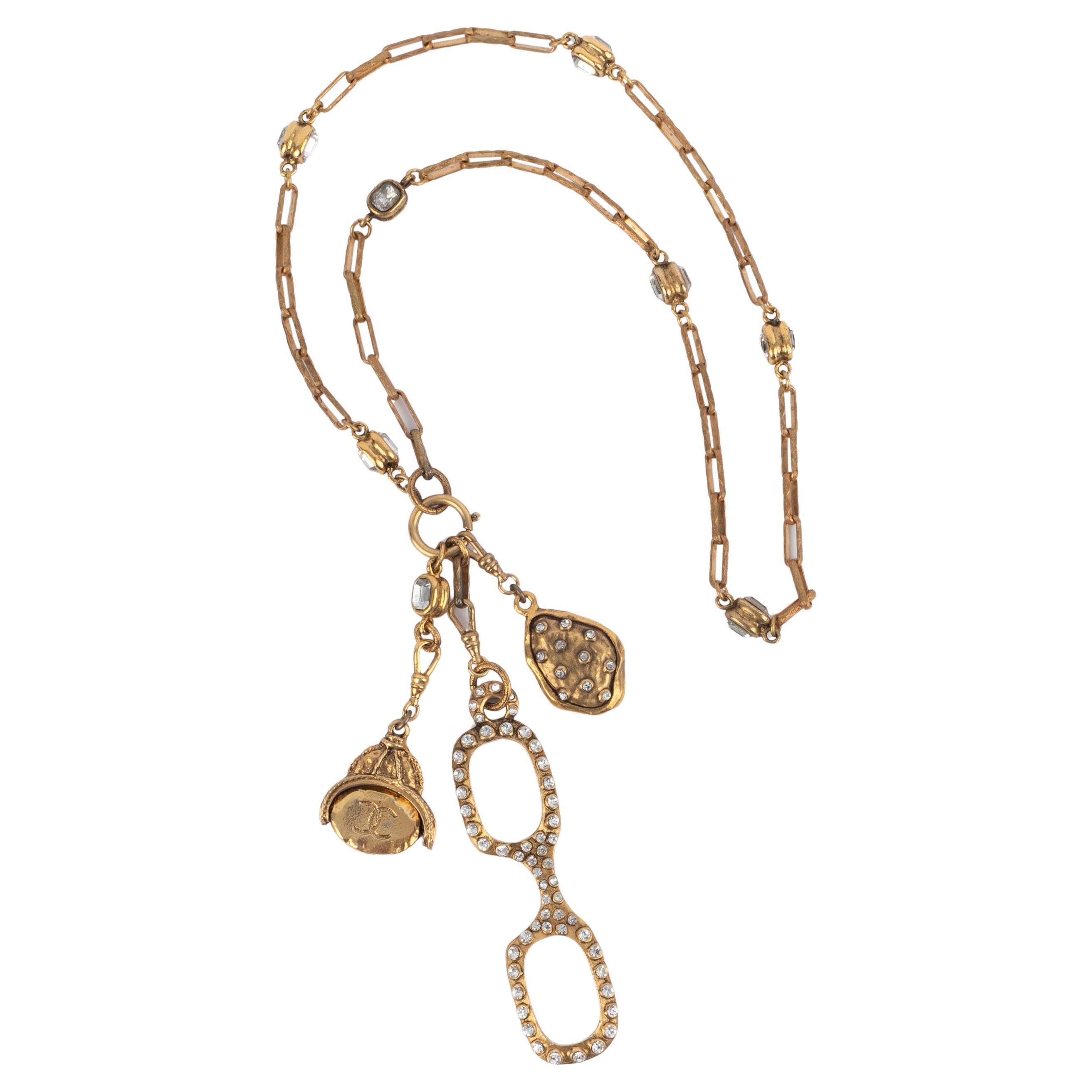 Collana con charme Chanel in vendita