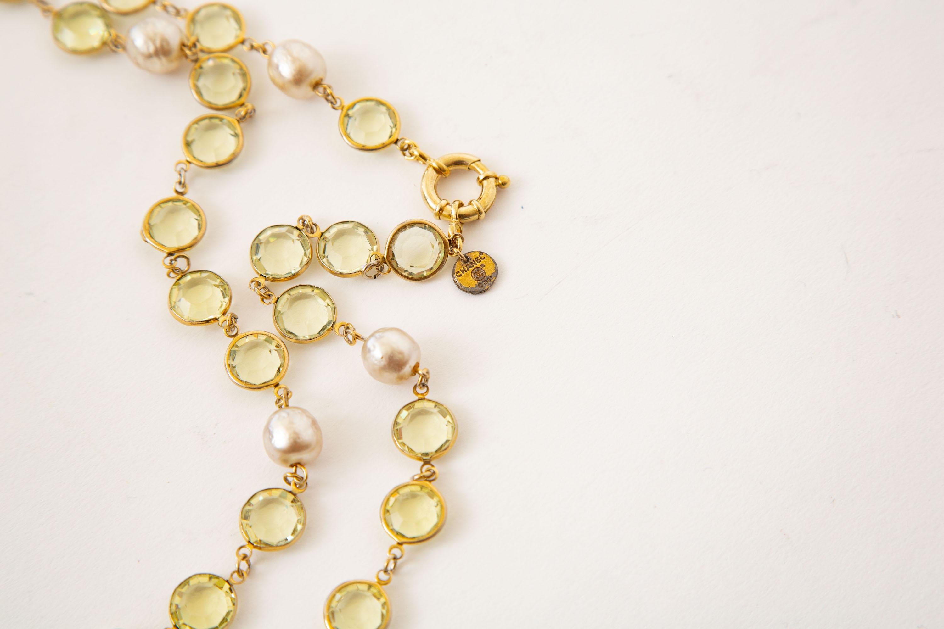 Vintage Chanel Chartreuse Beveled Crystals And Faux Pearl Sautoir Wrap Necklace 5